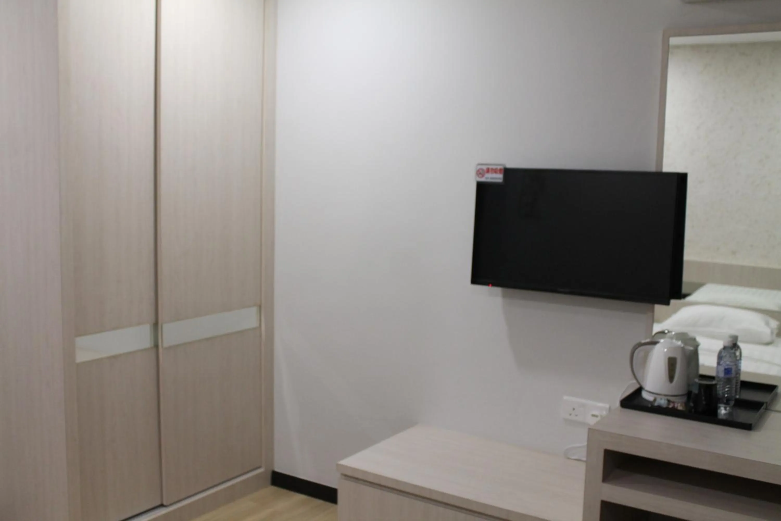 Bedroom in The Velton Inn