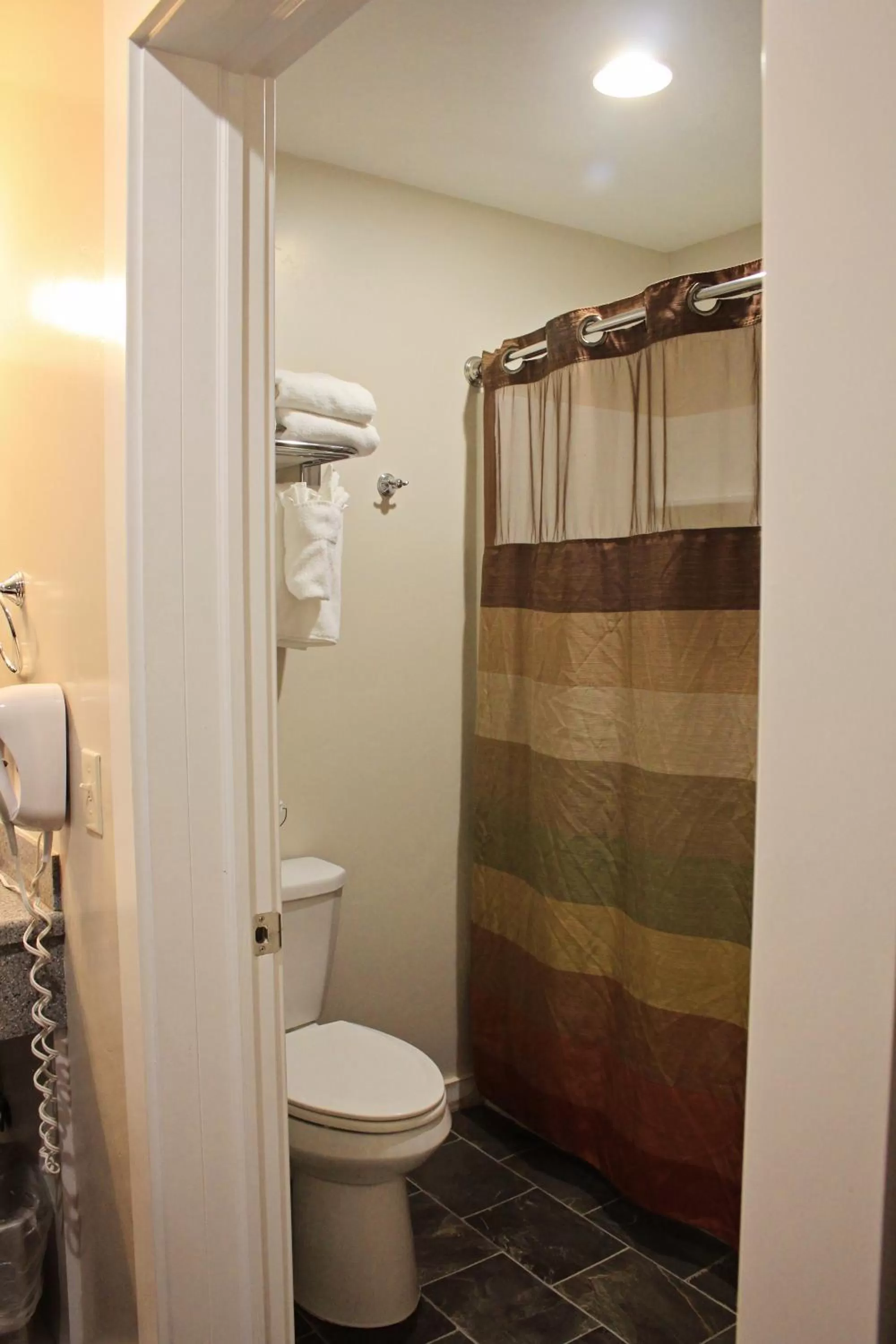 Bathroom in Bowen Motel