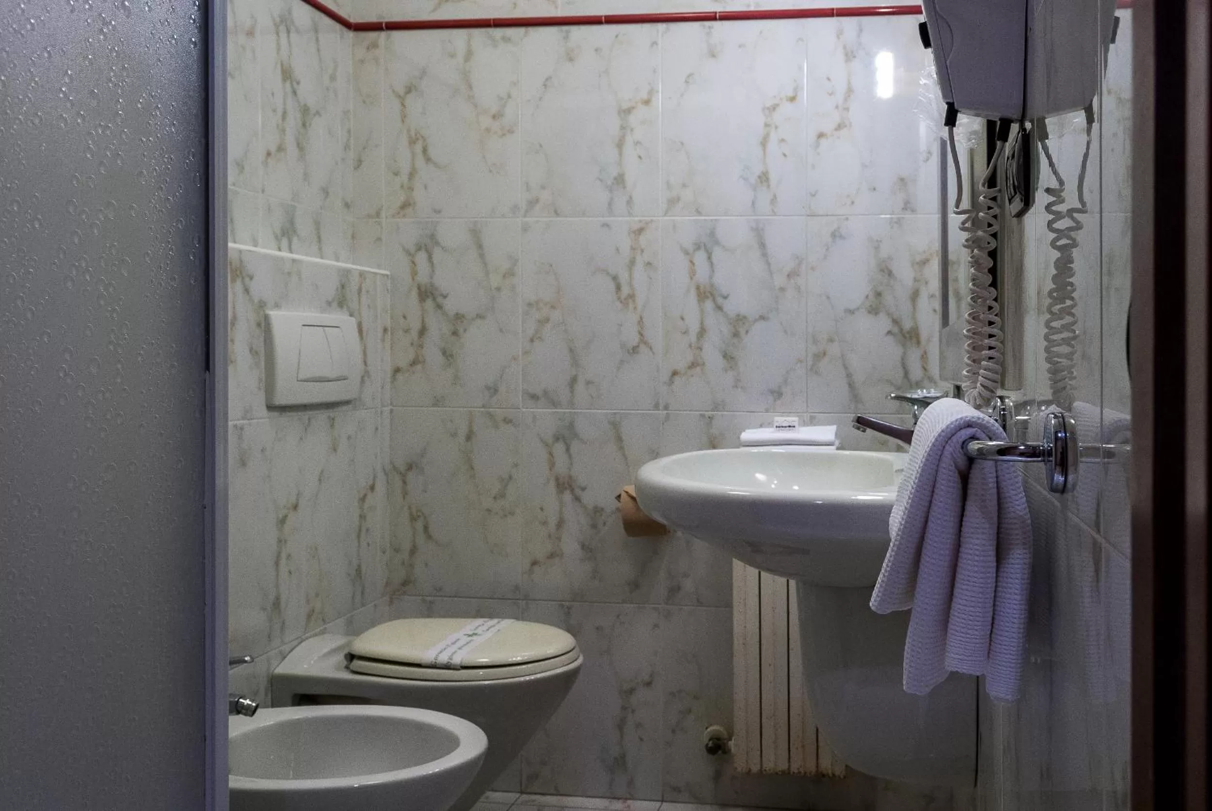 Toilet in Hotel Bernardino