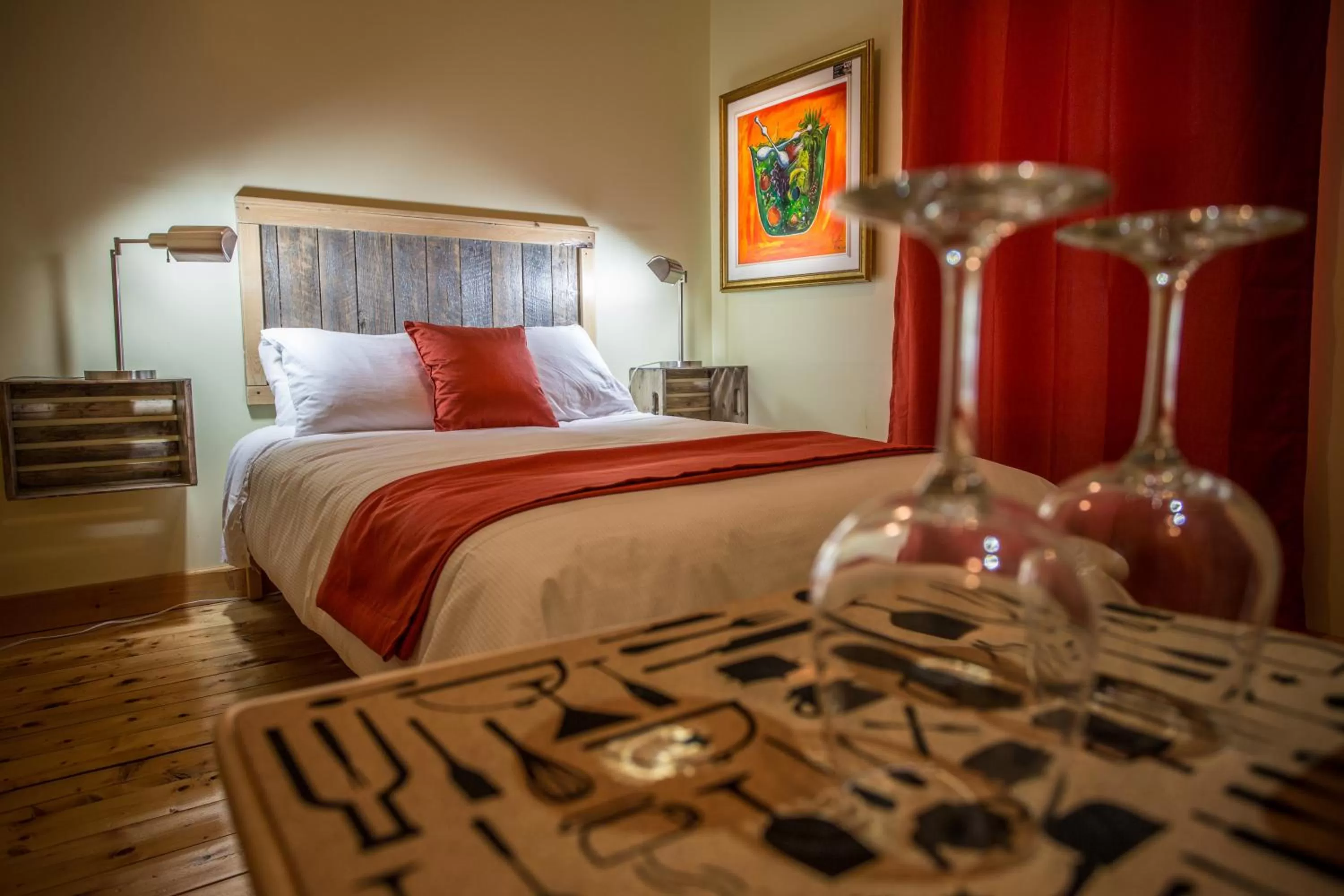 Bed, Room Photo in Auberge L'Amarré