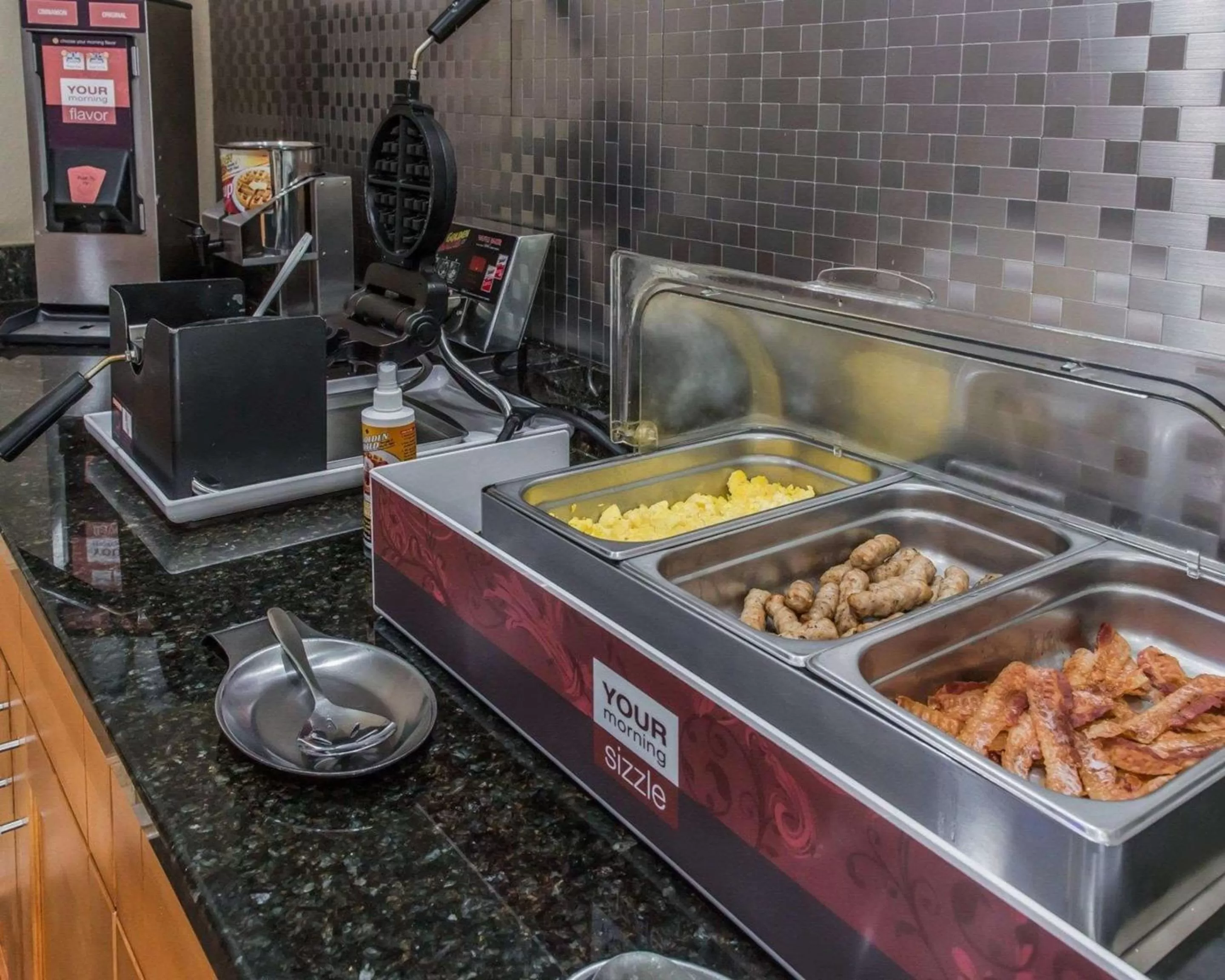 Restaurant/places to eat in Comfort Inn Belle Vernon