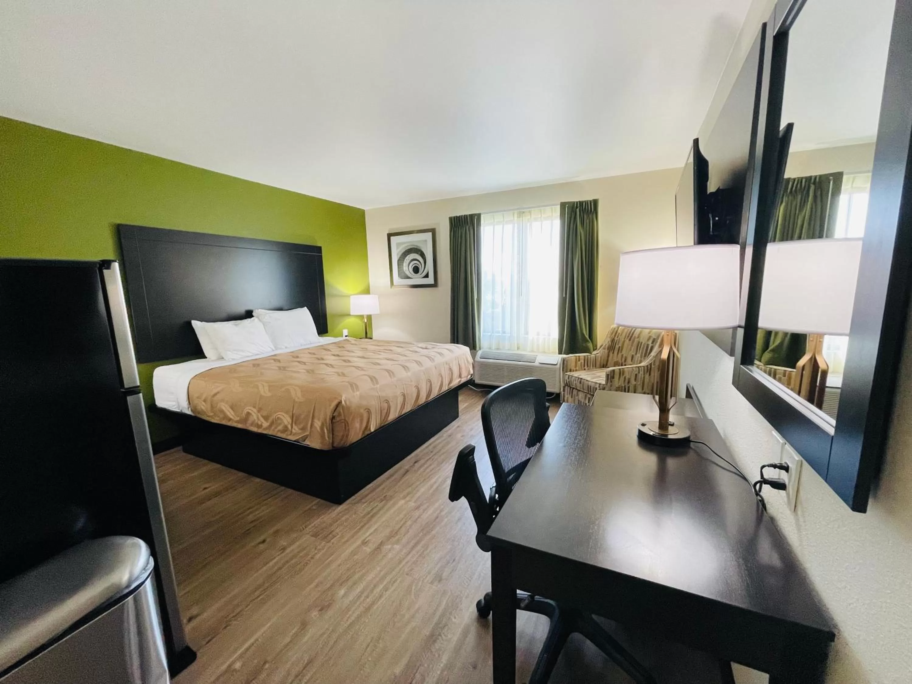 Photo of the whole room in Quality Inn & Suites Lake Charles South