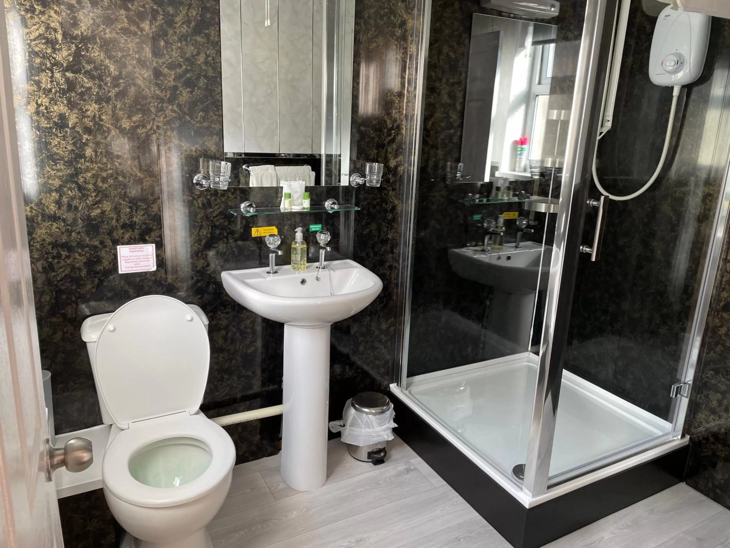 Bathroom in Bron Menai Guest House