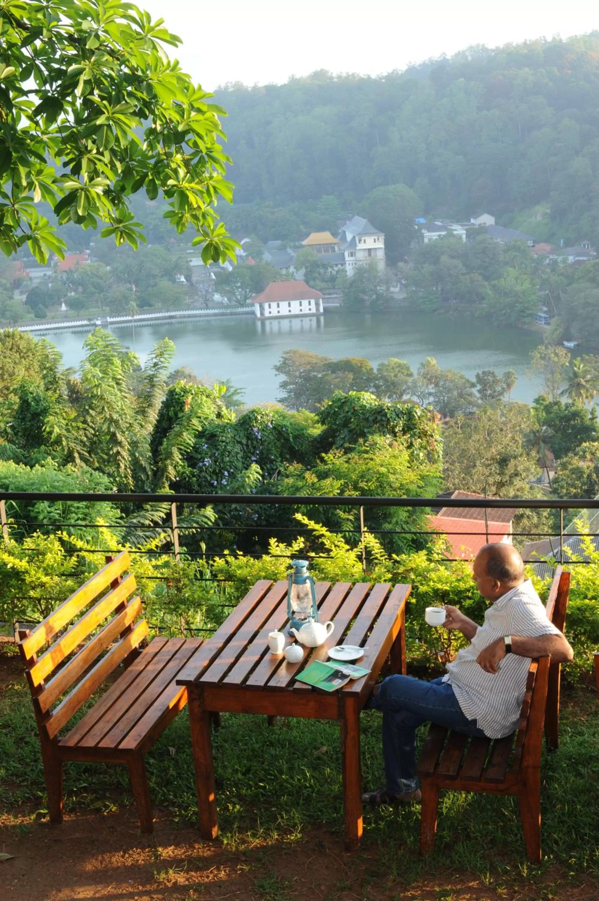People in Hotel See Kandy