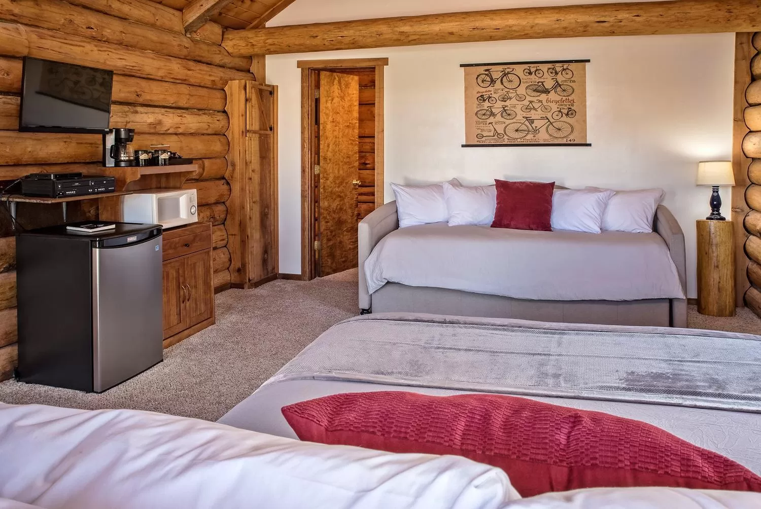 Bed in Triangle C Cabins