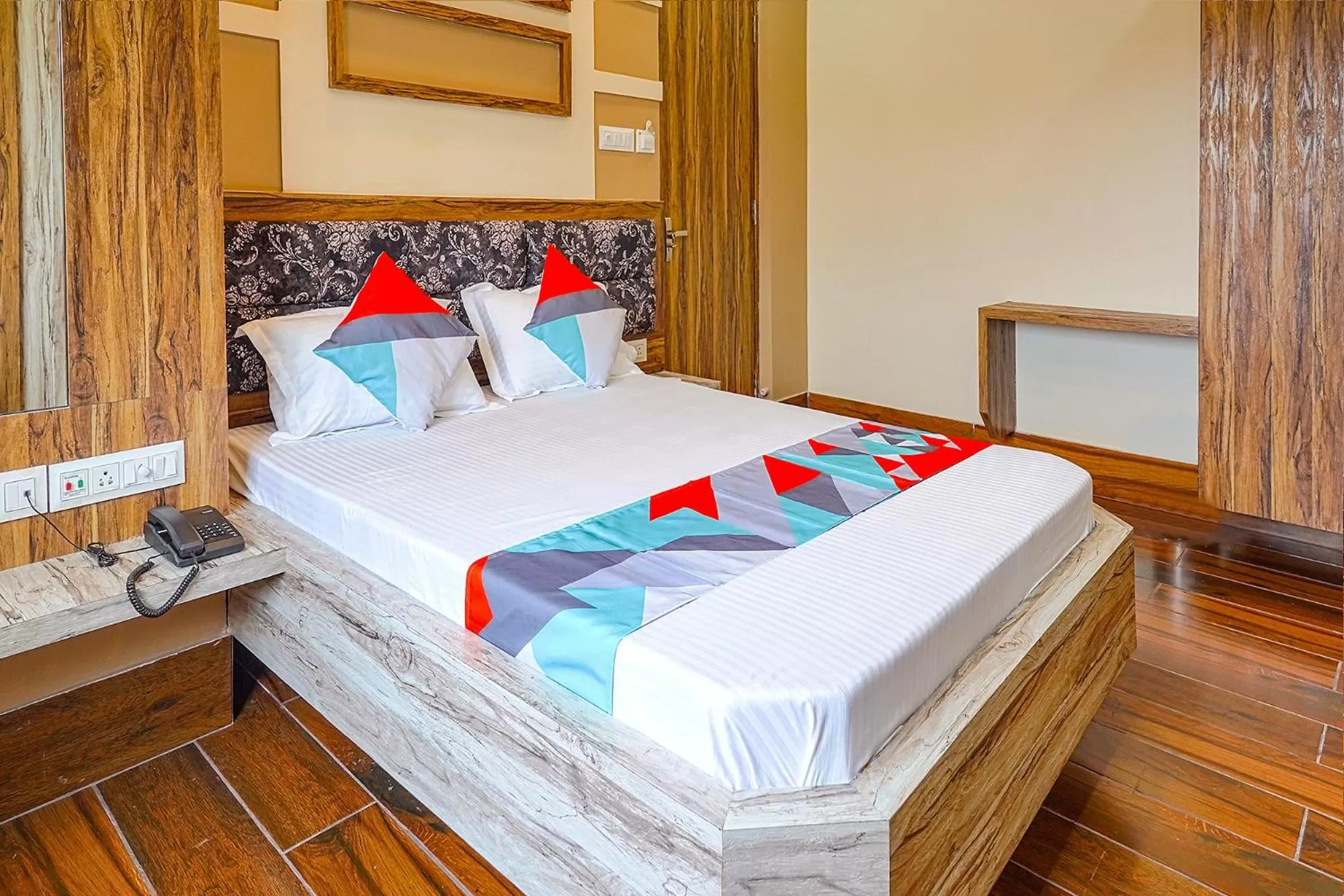 Coffee/tea facilities, Bed in FabHotel Quest - Nr Quest Mall