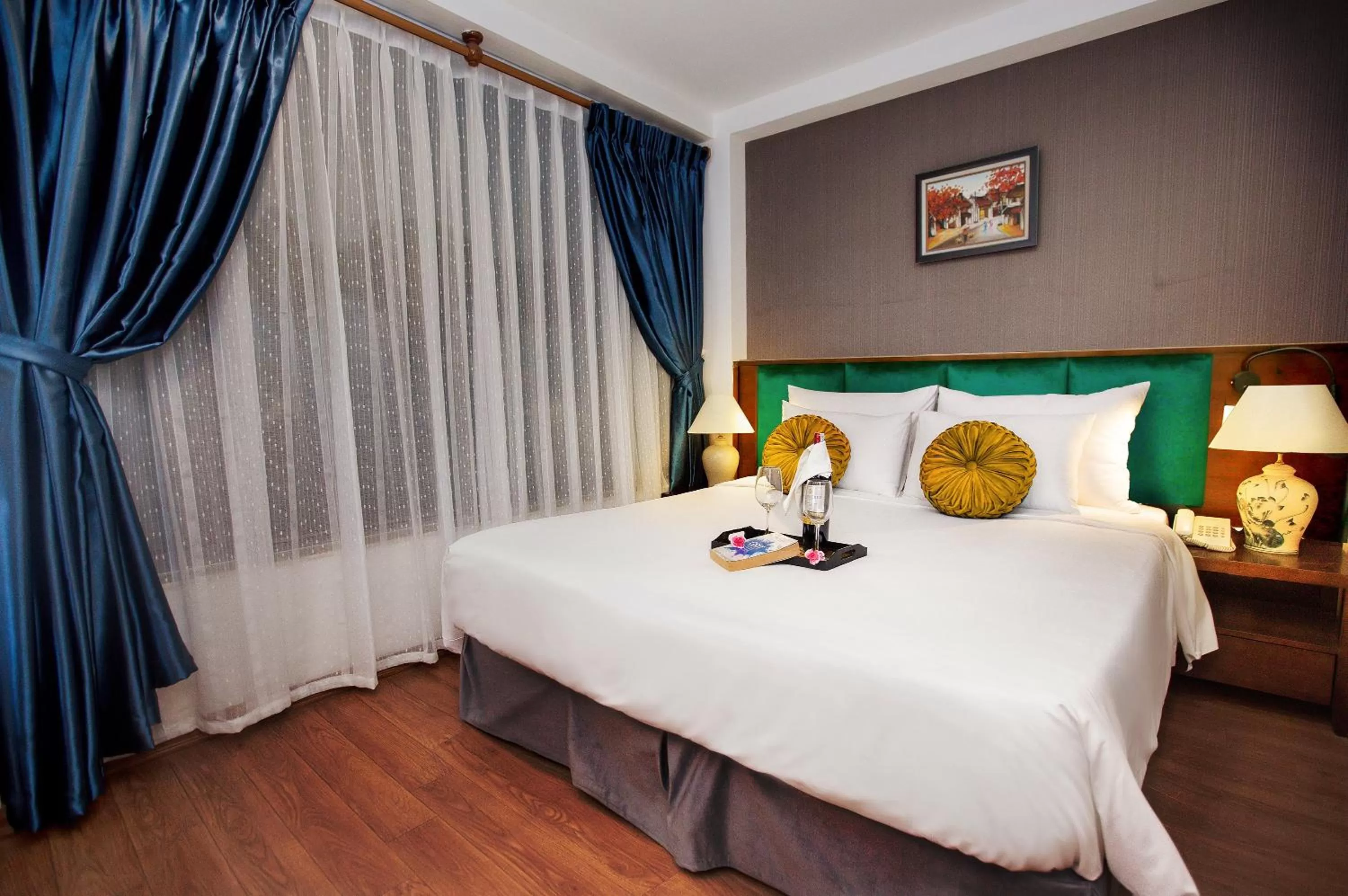 Bed in Aviary Hanoi Hotel & Travel