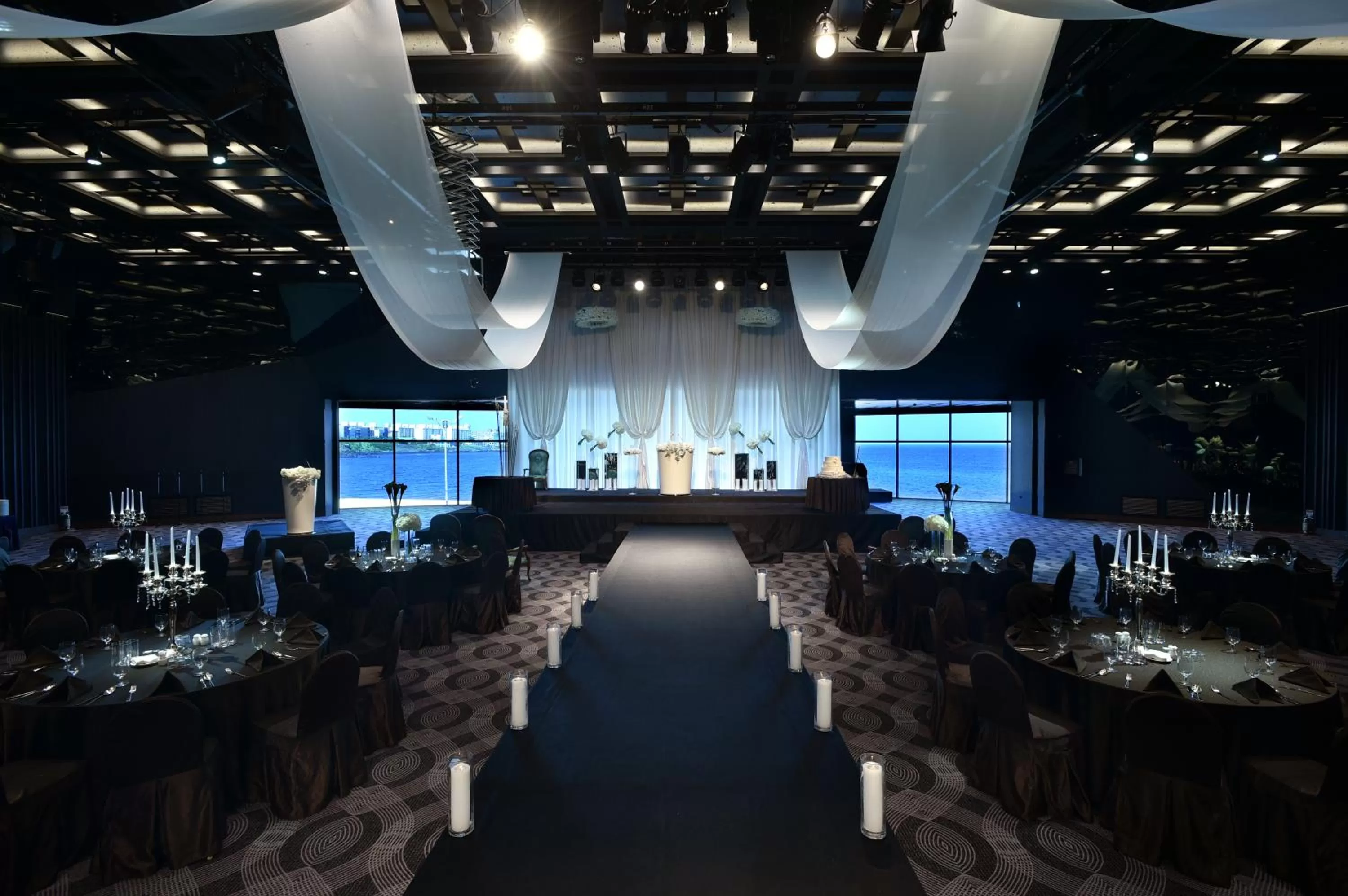 Banquet/Function facilities in Ramada Plaza by Wyndham Jeju Ocean Front