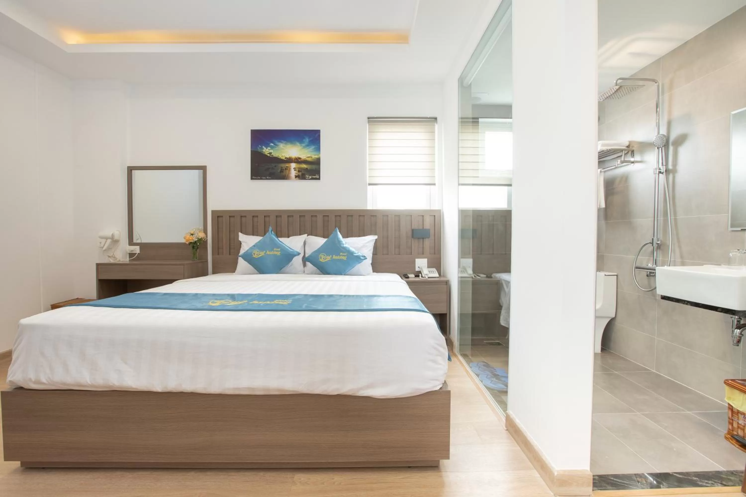 Photo of the whole room, Bed in QUE HUONG HOTEL