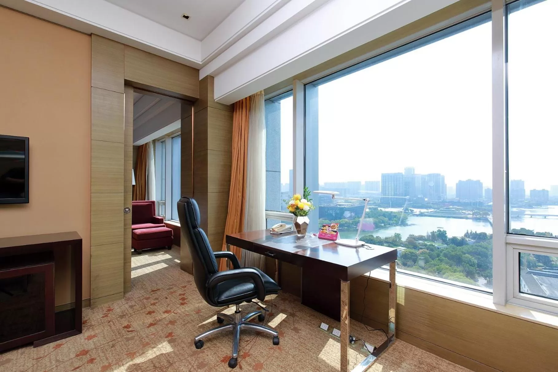 Seating area in Crowne Plaza Nanjing Jiangning by IHG