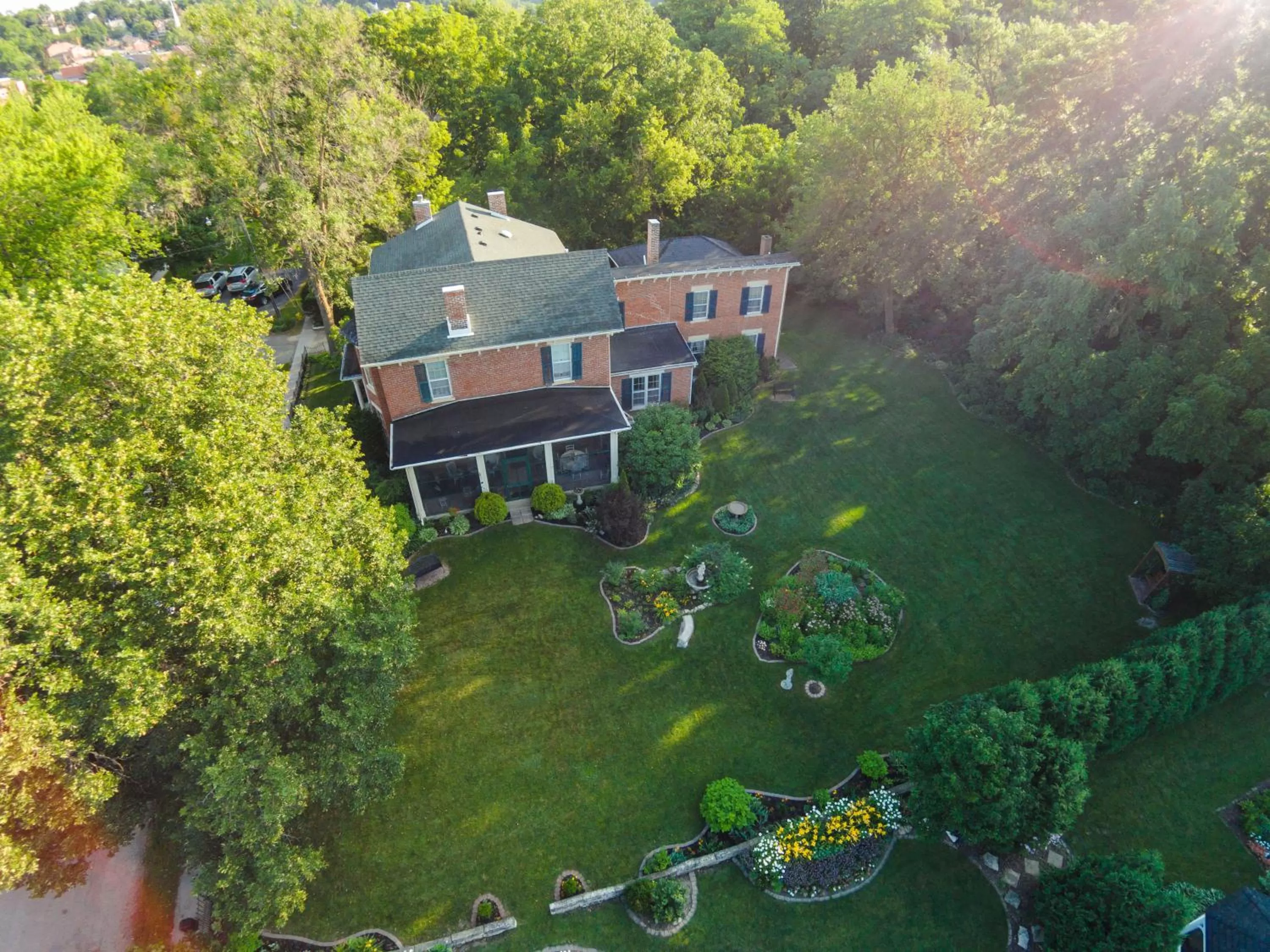 Patio, Bird's-eye View in Aldrich Guest House