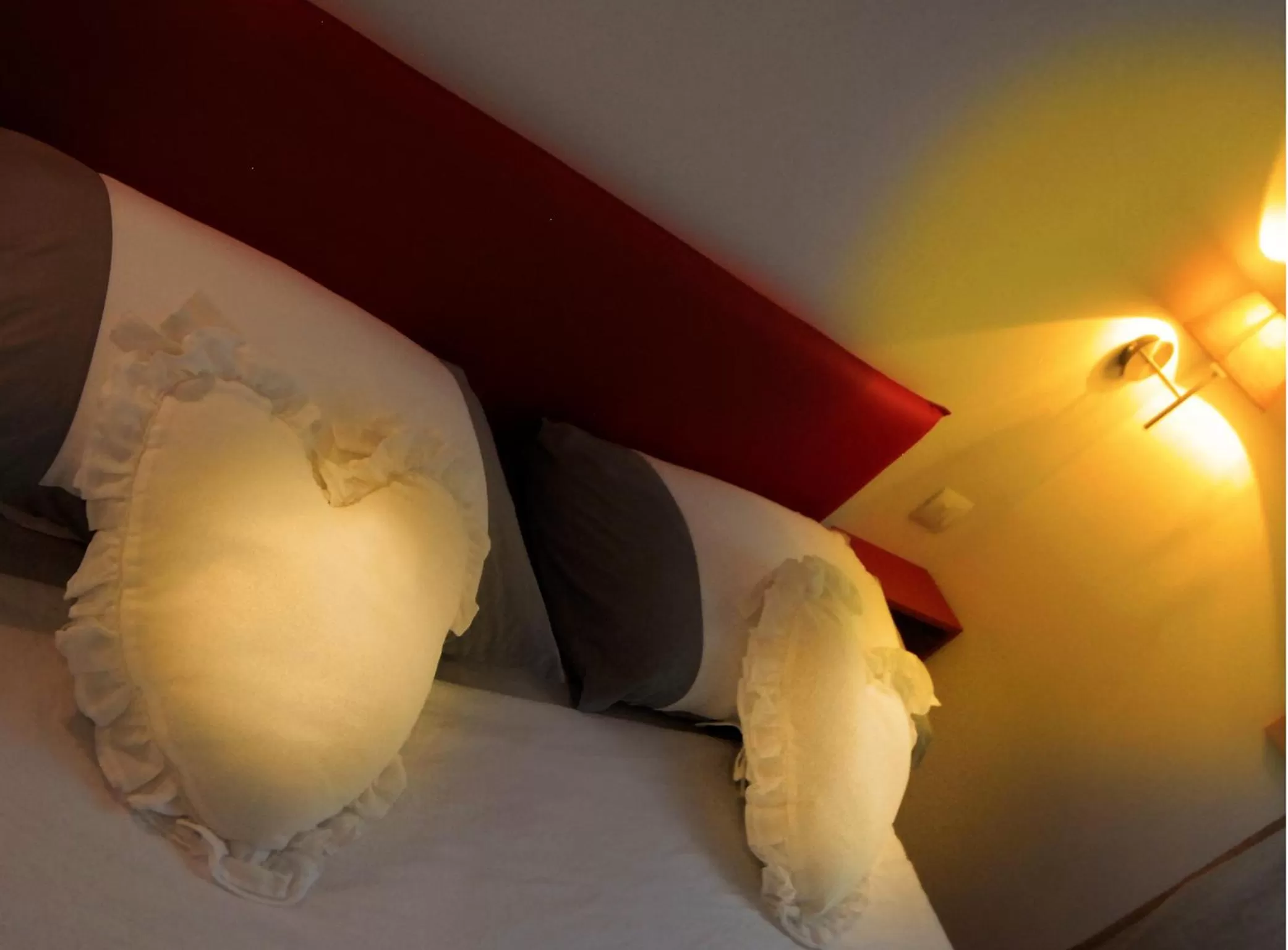 Decorative detail, Bed in B&B Corte dei Cedri