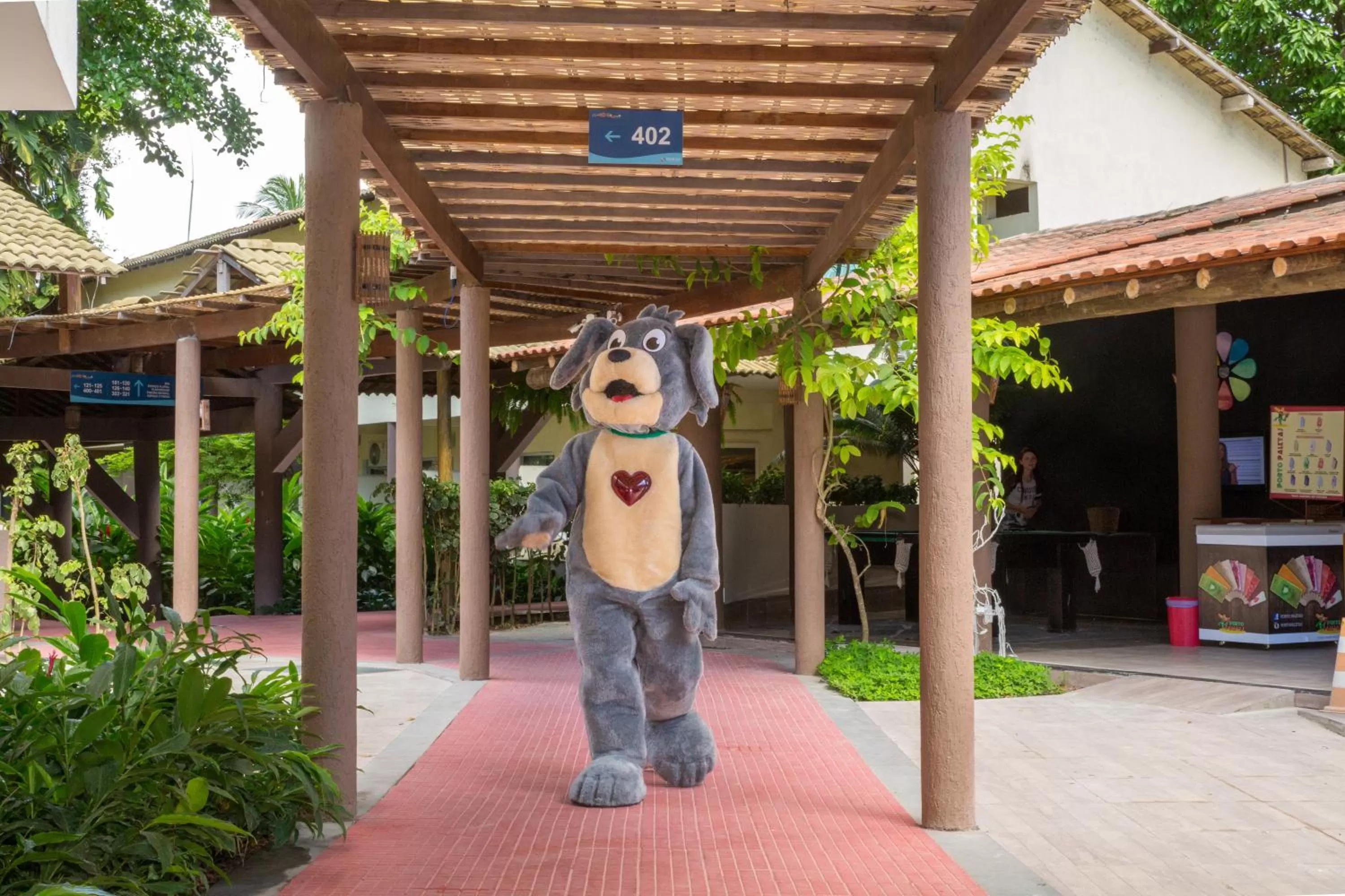 Day in Floral Inn Family