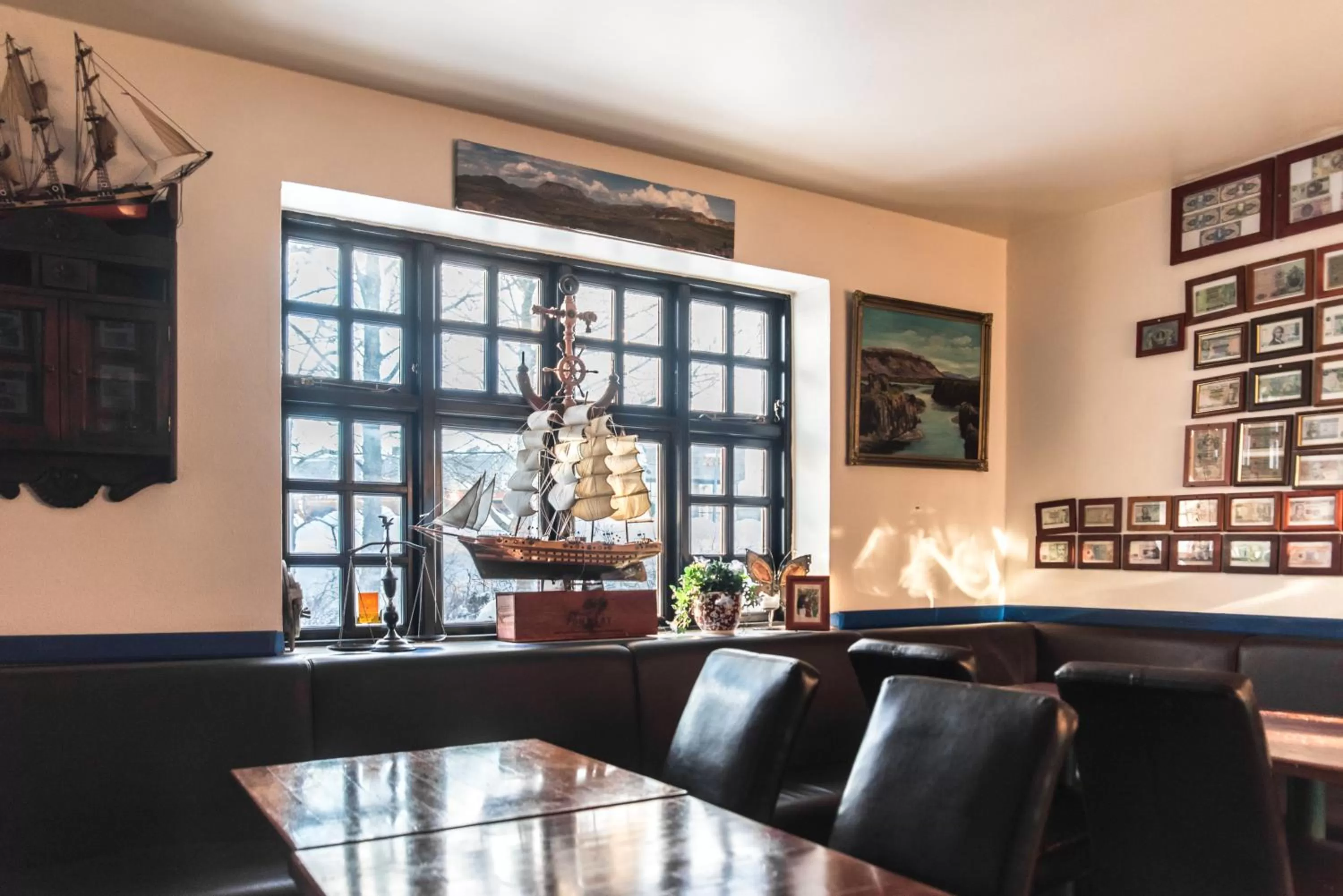 Restaurant/places to eat in Hotel Laxnes