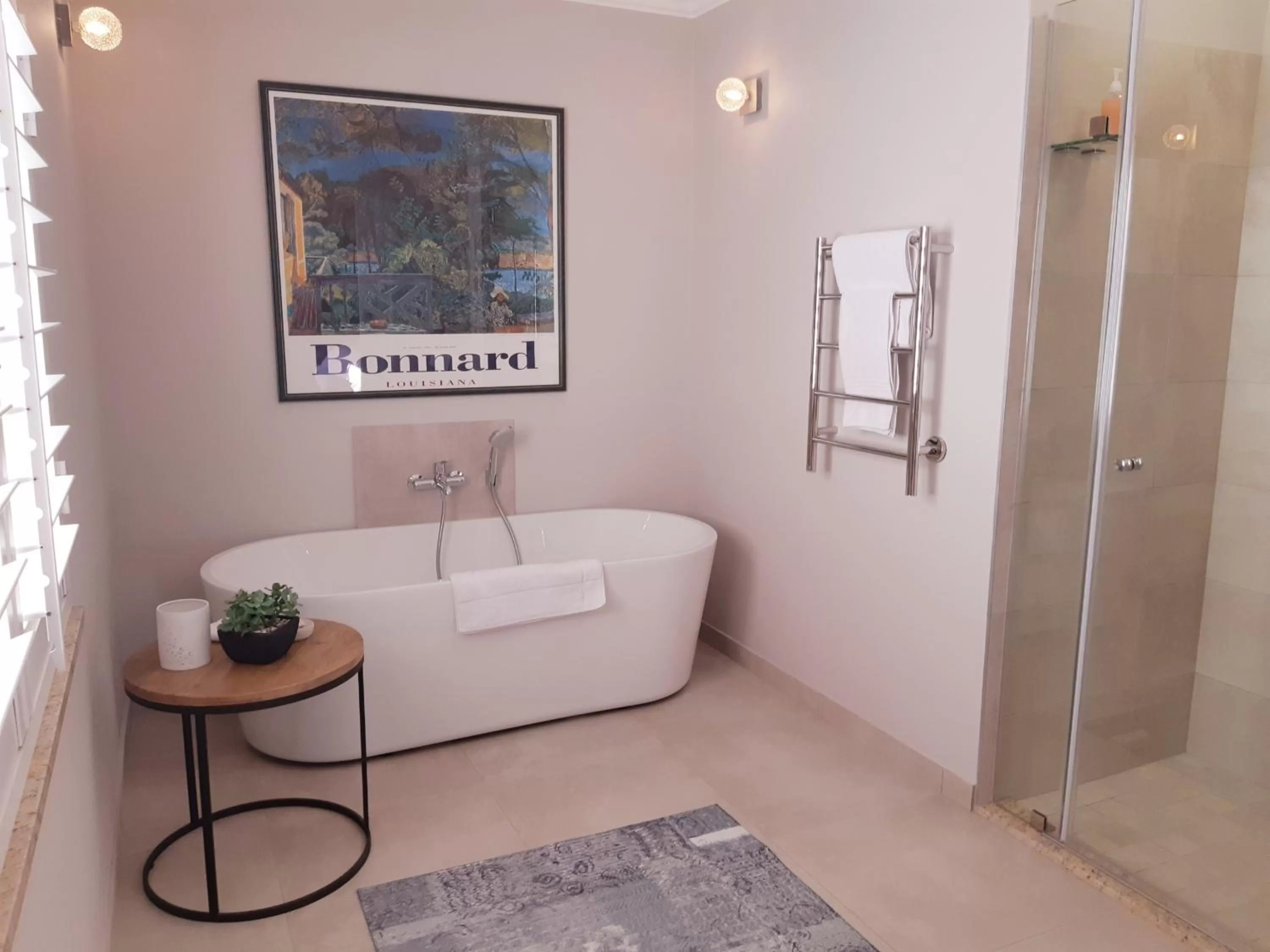 Shower in Amberhall Guesthouse