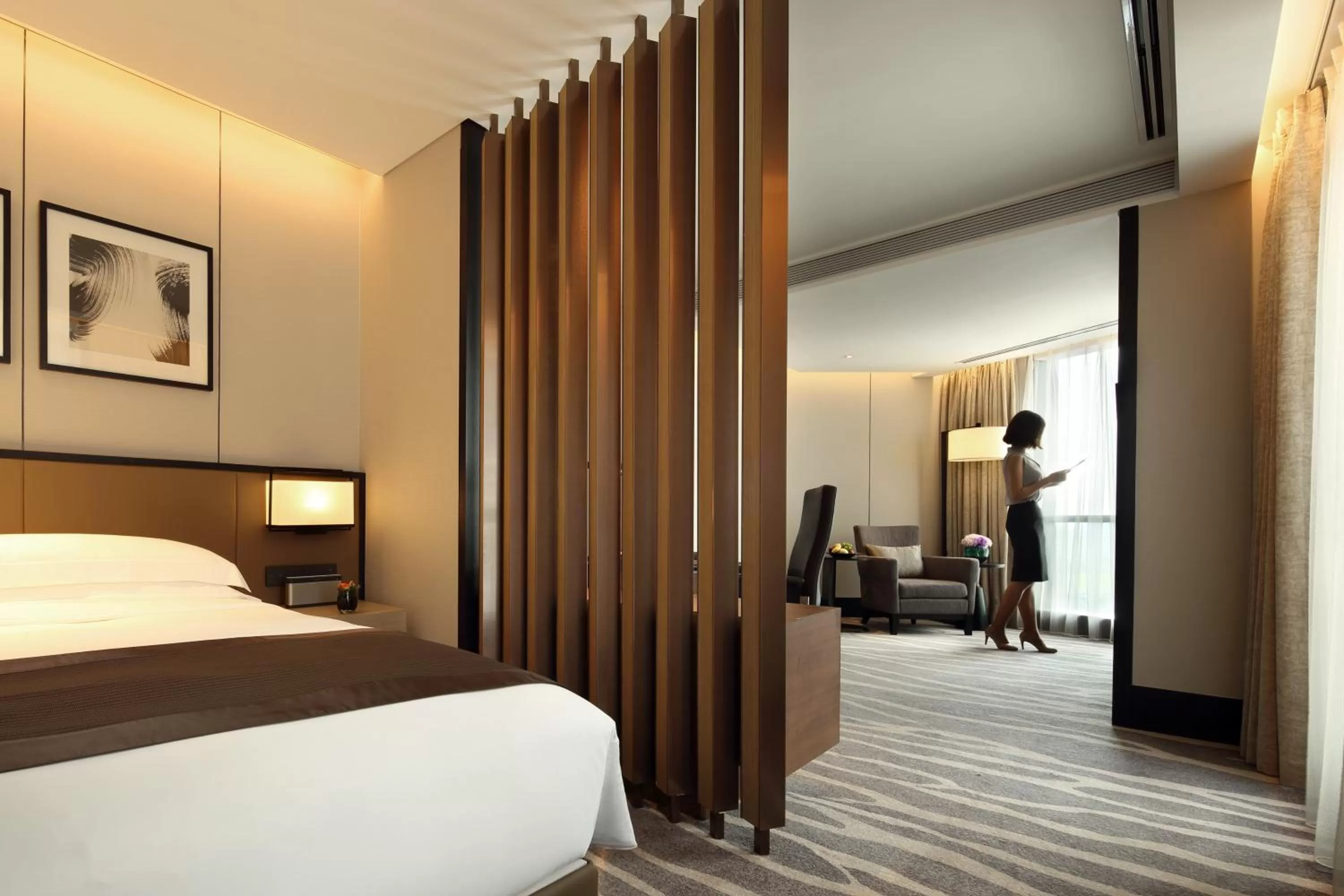 Bedroom, Bed in InterContinental Shanghai Hongqiao NECC by IHG