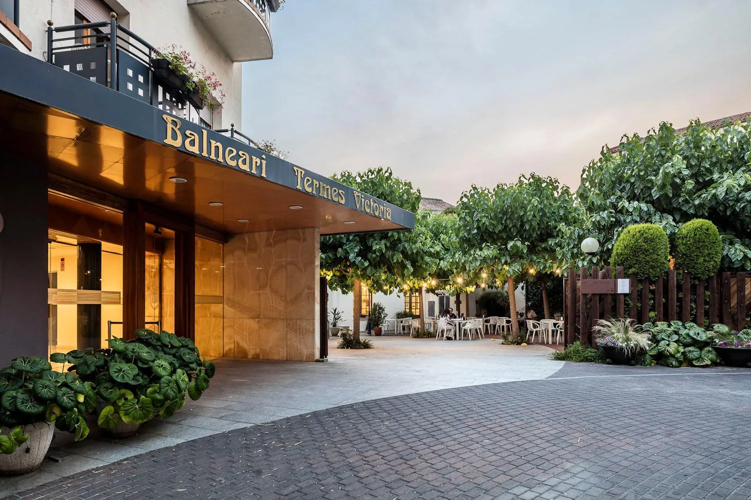 Facade/entrance in Balneari Termes Victòria