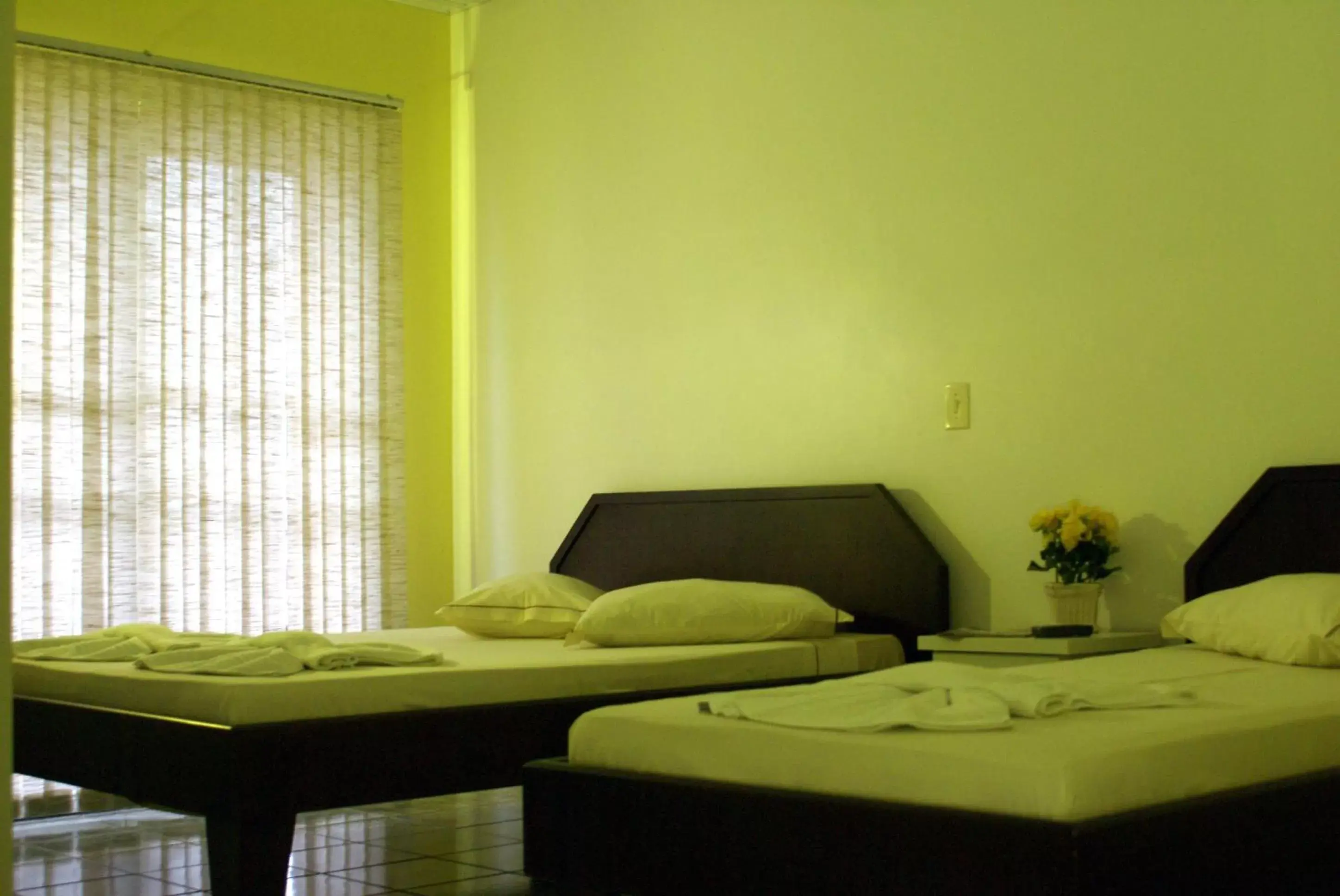 Standard Triple Room in Hotel Manayara Standard Triple Room in Hotel Manayara