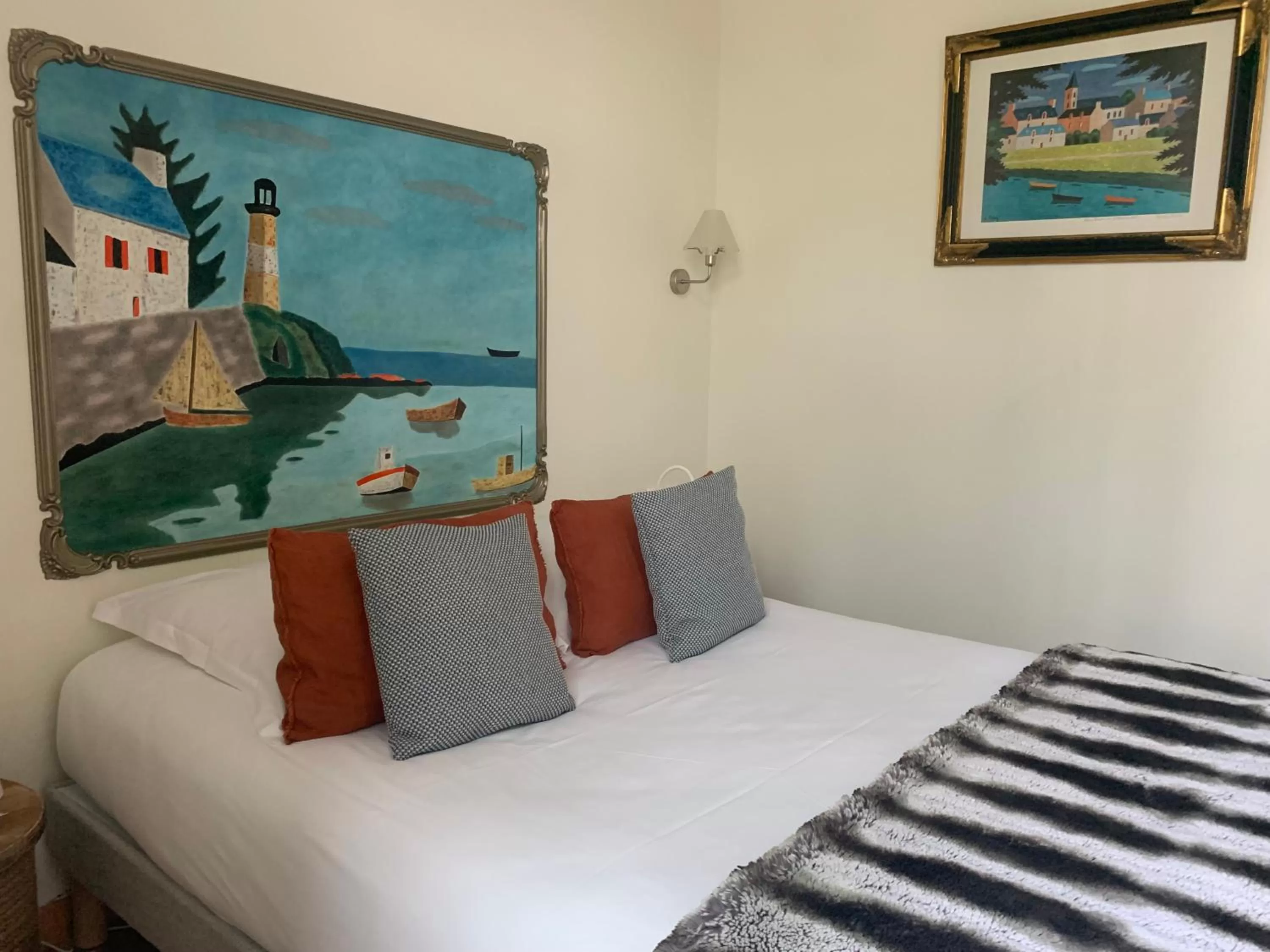 Decorative detail, Bed in Hôtel Vintage