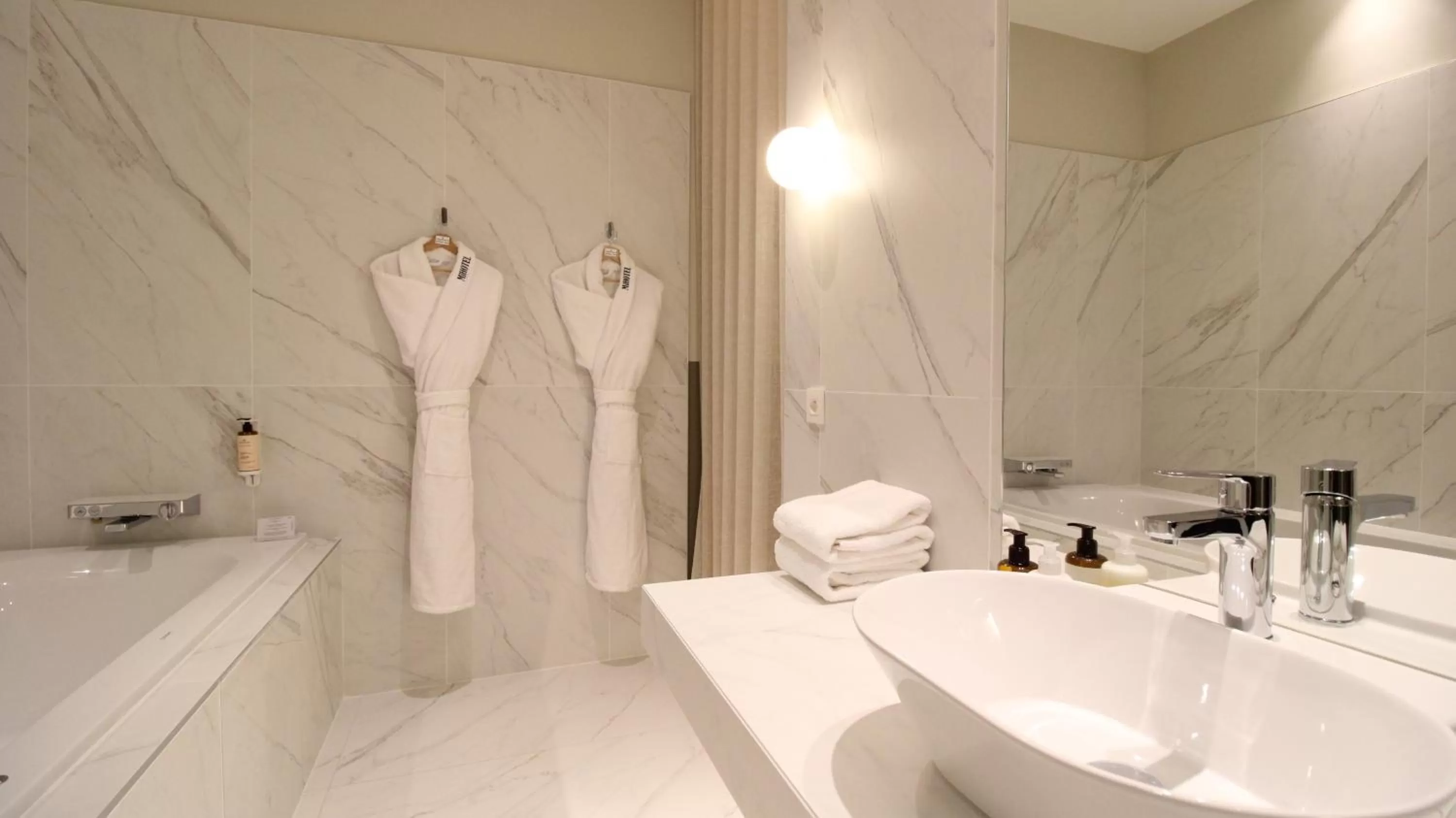 Bathroom in MiHotel Sala