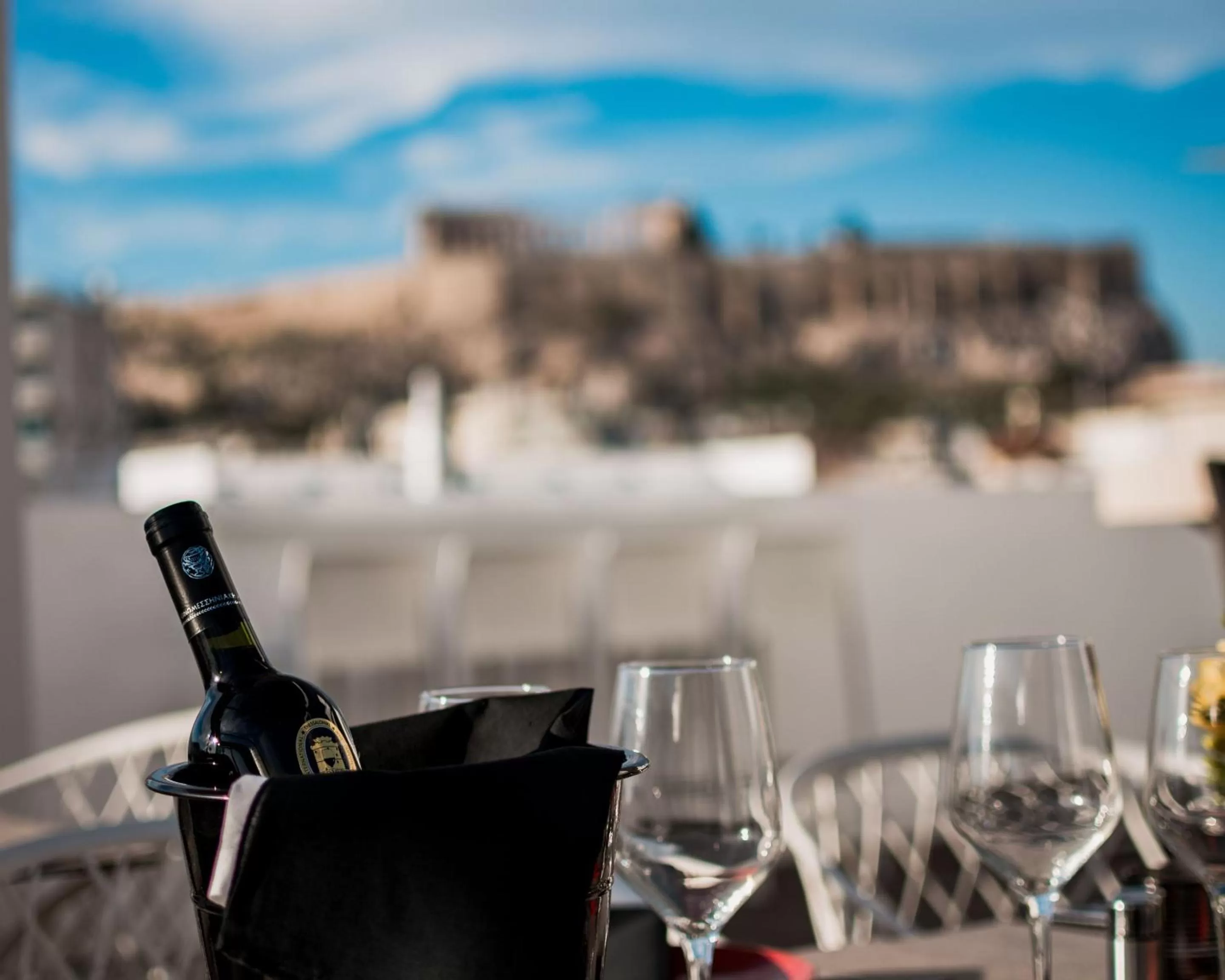 Day in Acropolis Select