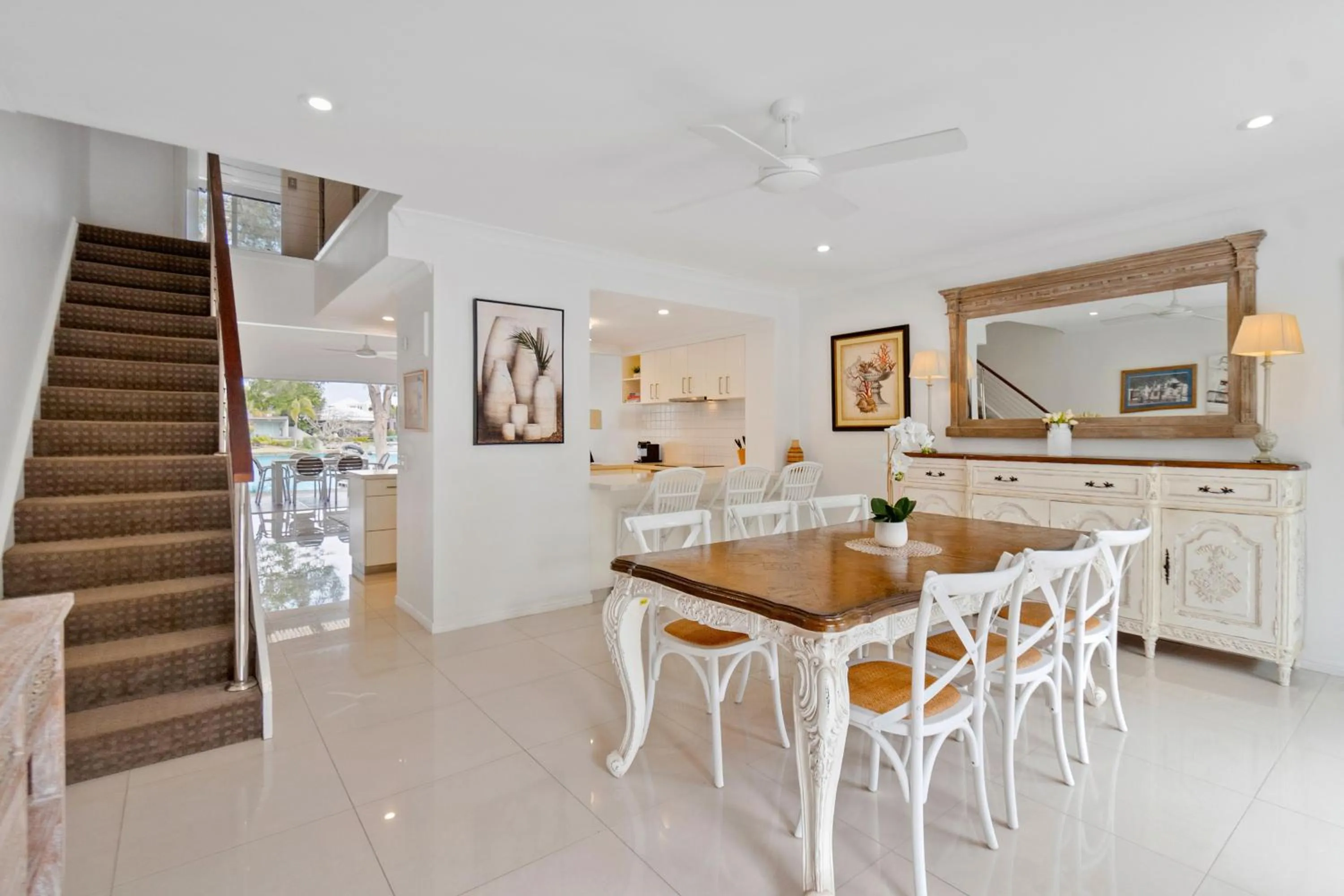 Noosa Entrance Waterfront Resort