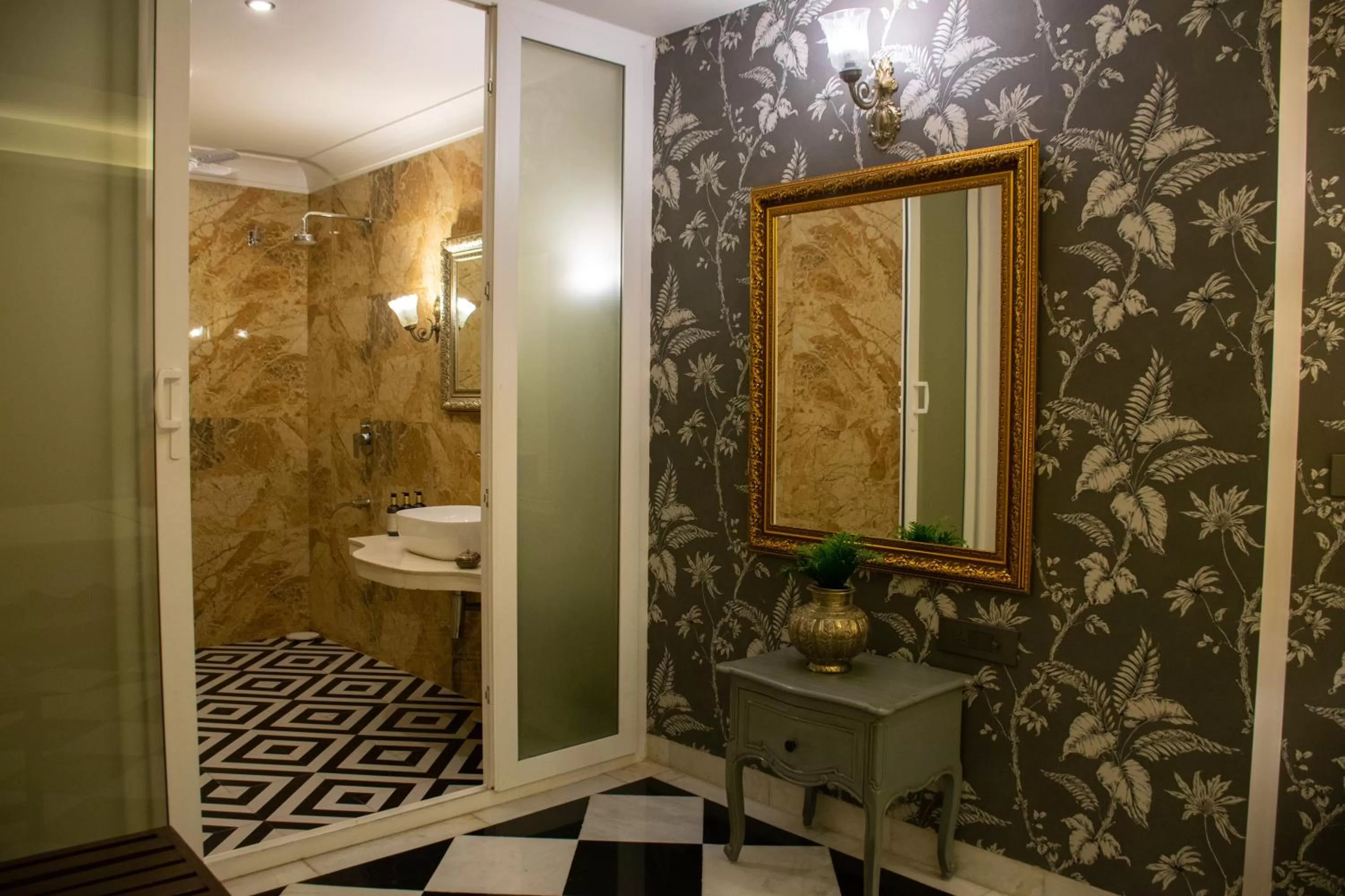 Bathroom in Dileep Kothi - A Royal Boutique Luxury Suites in Jaipur