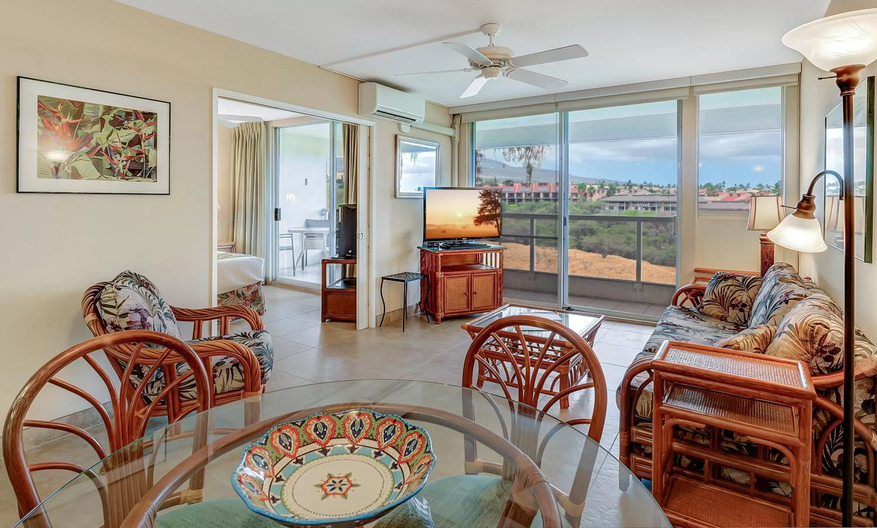 Living room in Castle Maui Banyan