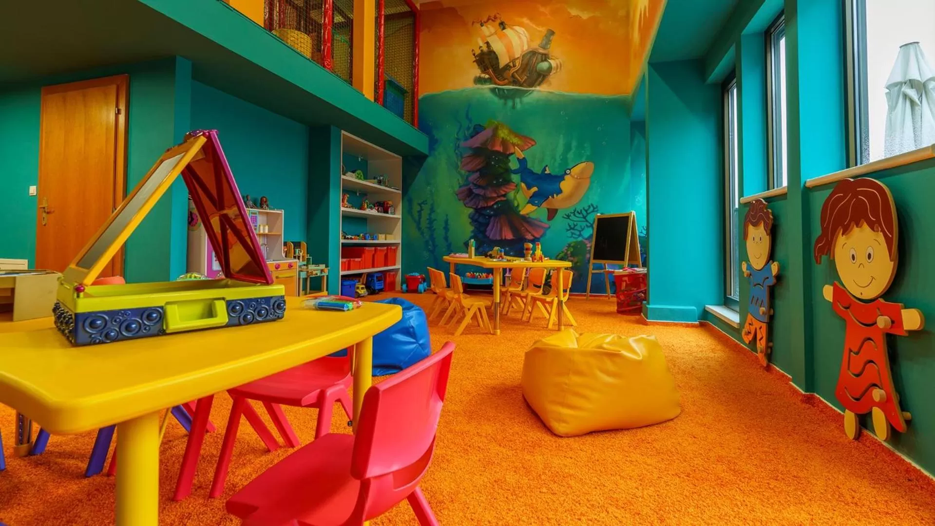 children in Hotel AquaCity Mountain View