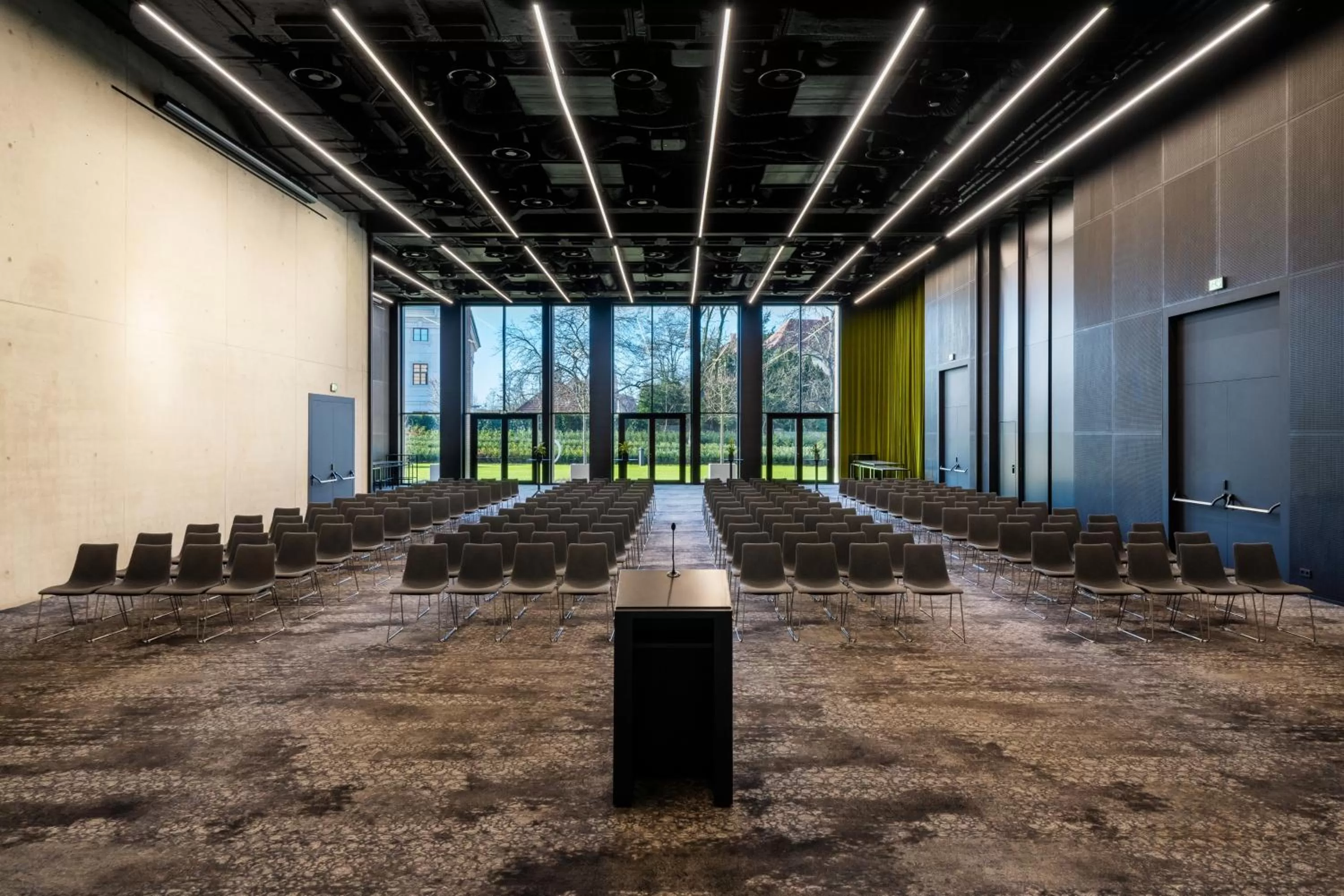 Meeting/conference room in The Bridge Wroclaw - MGallery