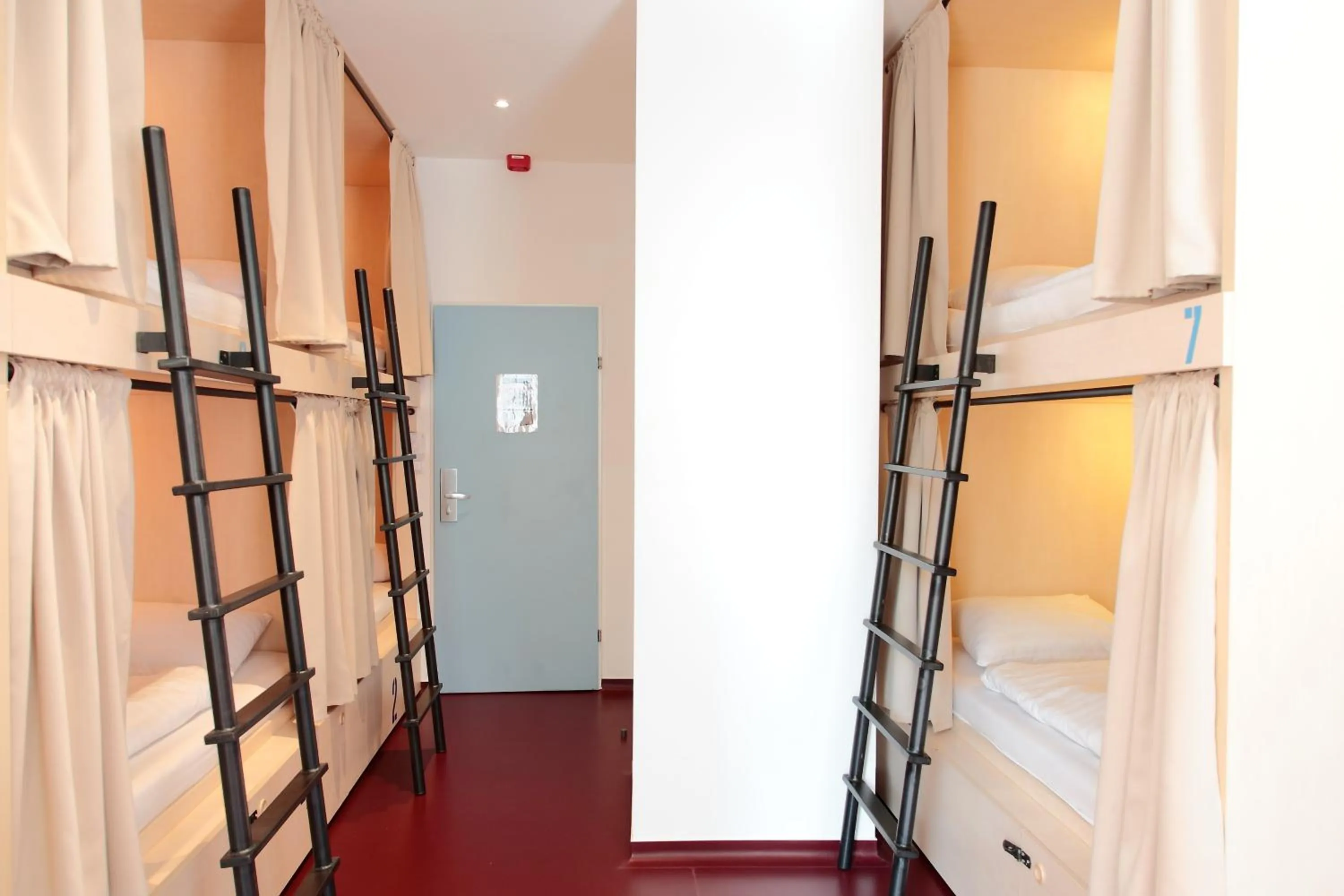 Photo of the whole room, Bed in Maverick Budapest Soho