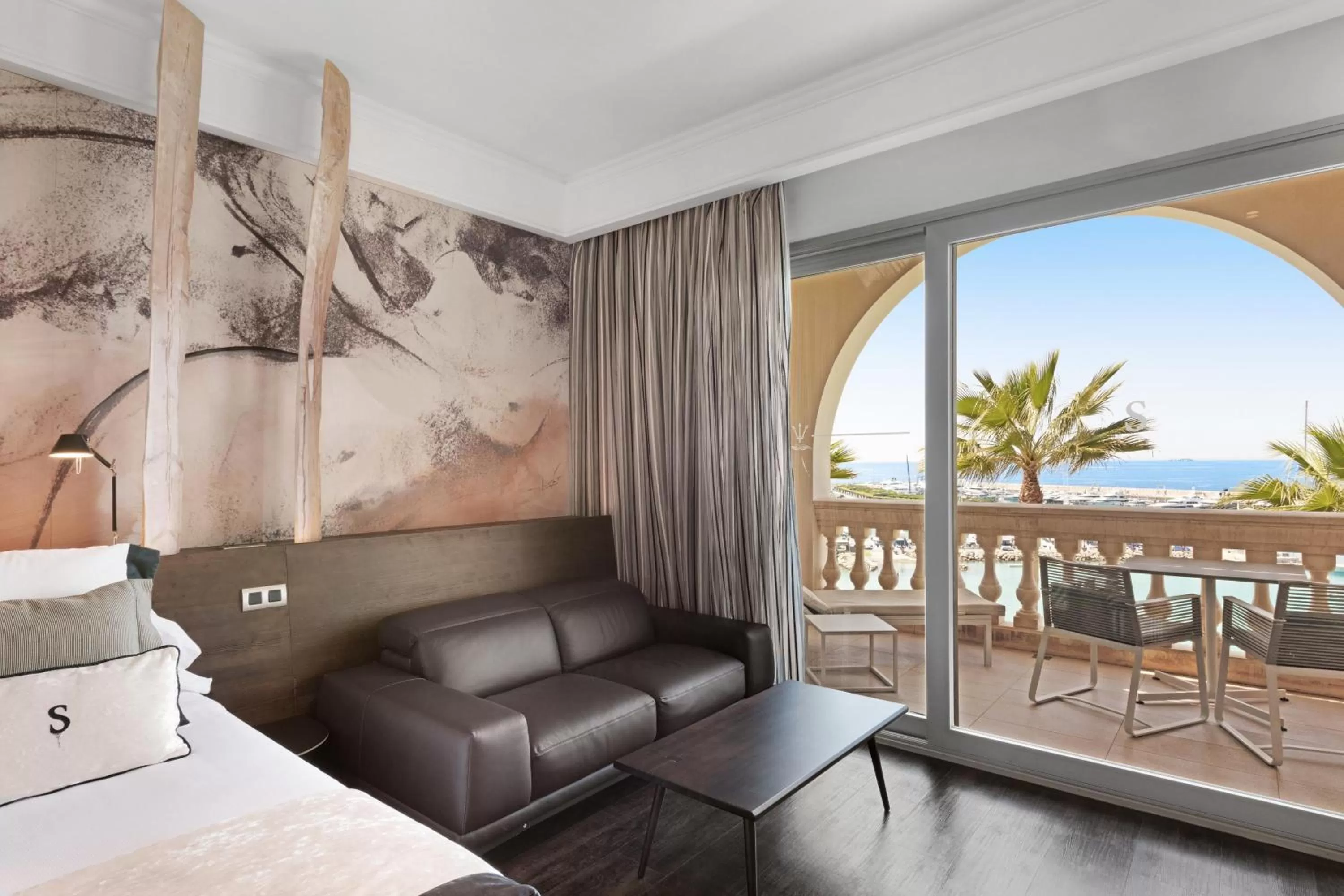 Photo of the whole room, Bed in Pure Salt Port Adriano - Adults Only