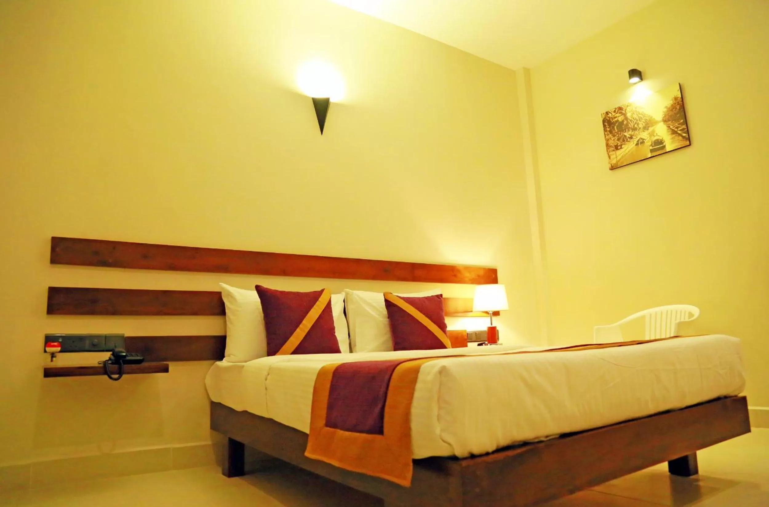 Bed in Hive 68 Hotel and Resorts - Negombo