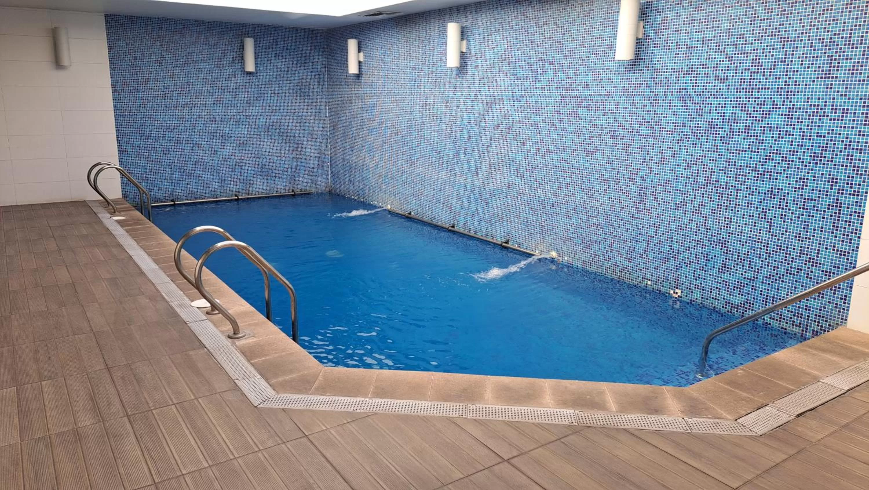 Swimming pool in Hotel Diego de Almagro Curicó