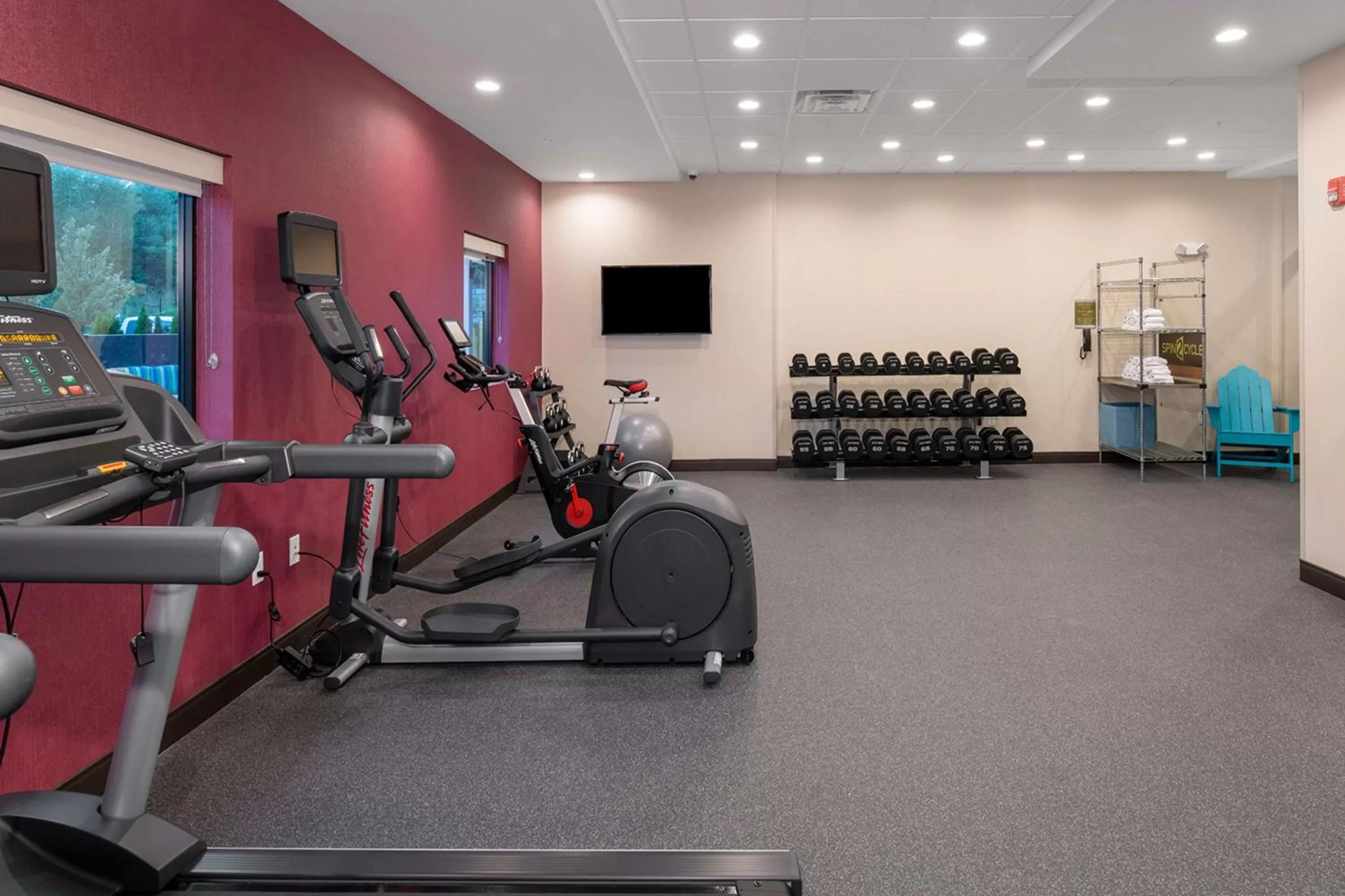 Fitness centre/facilities in Home2 Suites By Hilton Raynham Taunton