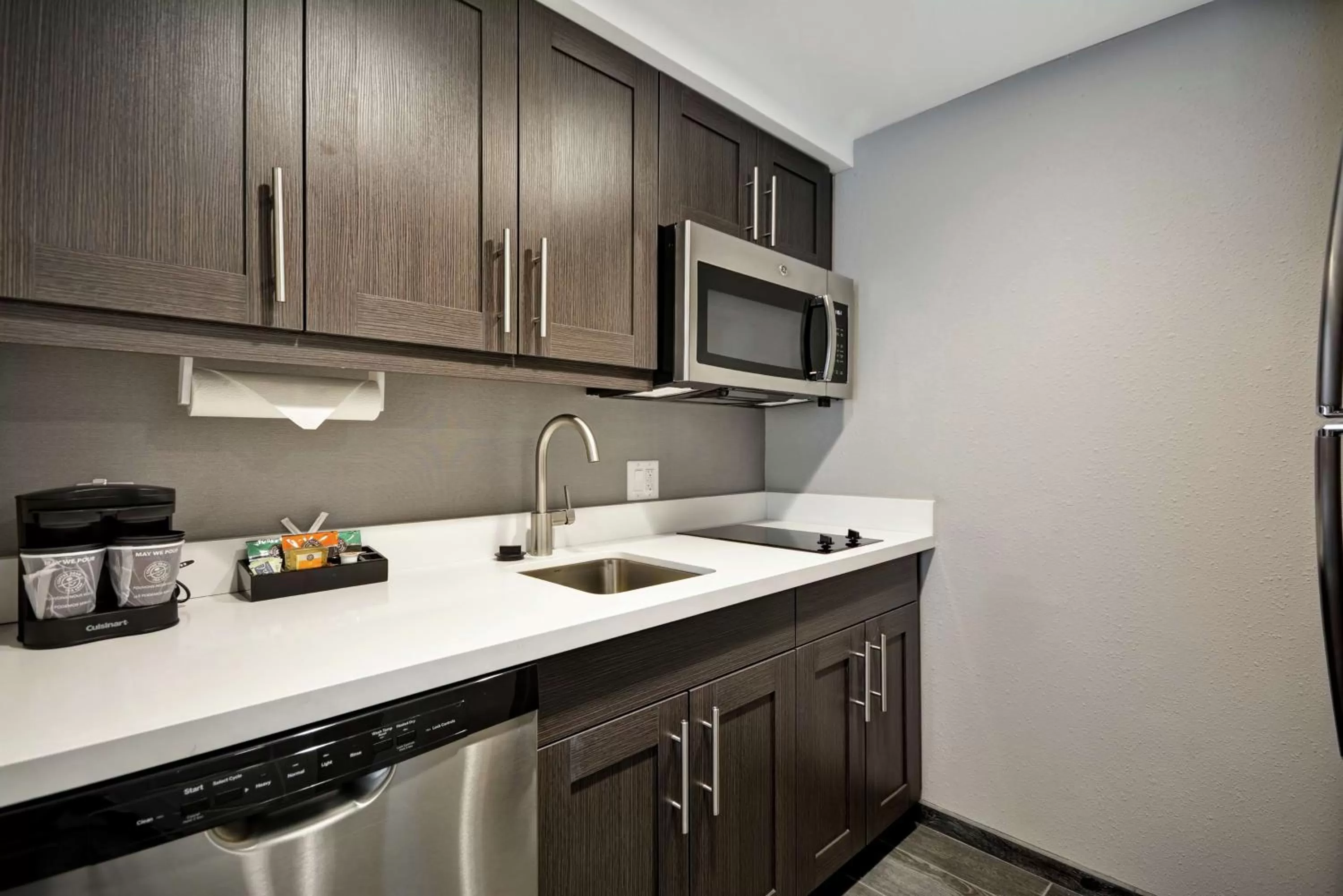 Kitchen or kitchenette in Homewood Suites by Hilton Raleigh Cary I-40