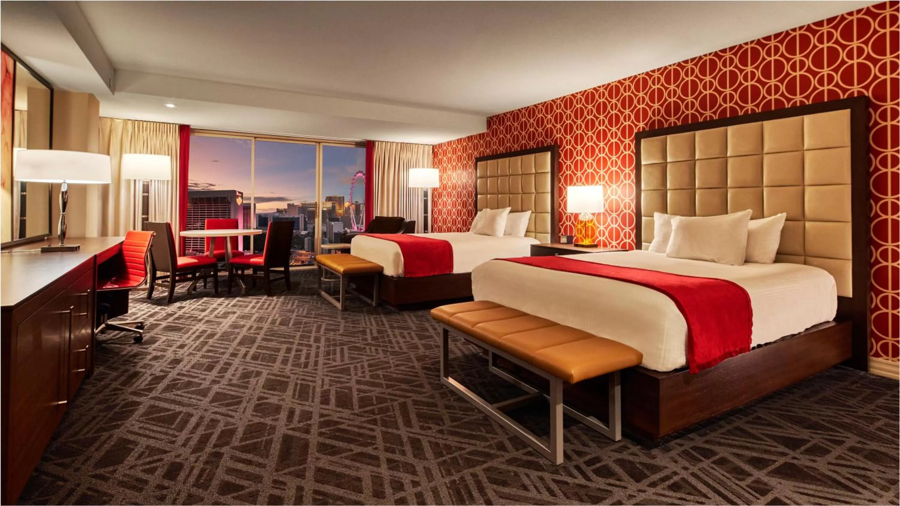 Photo of the whole room, Bed in Horseshoe Las Vegas