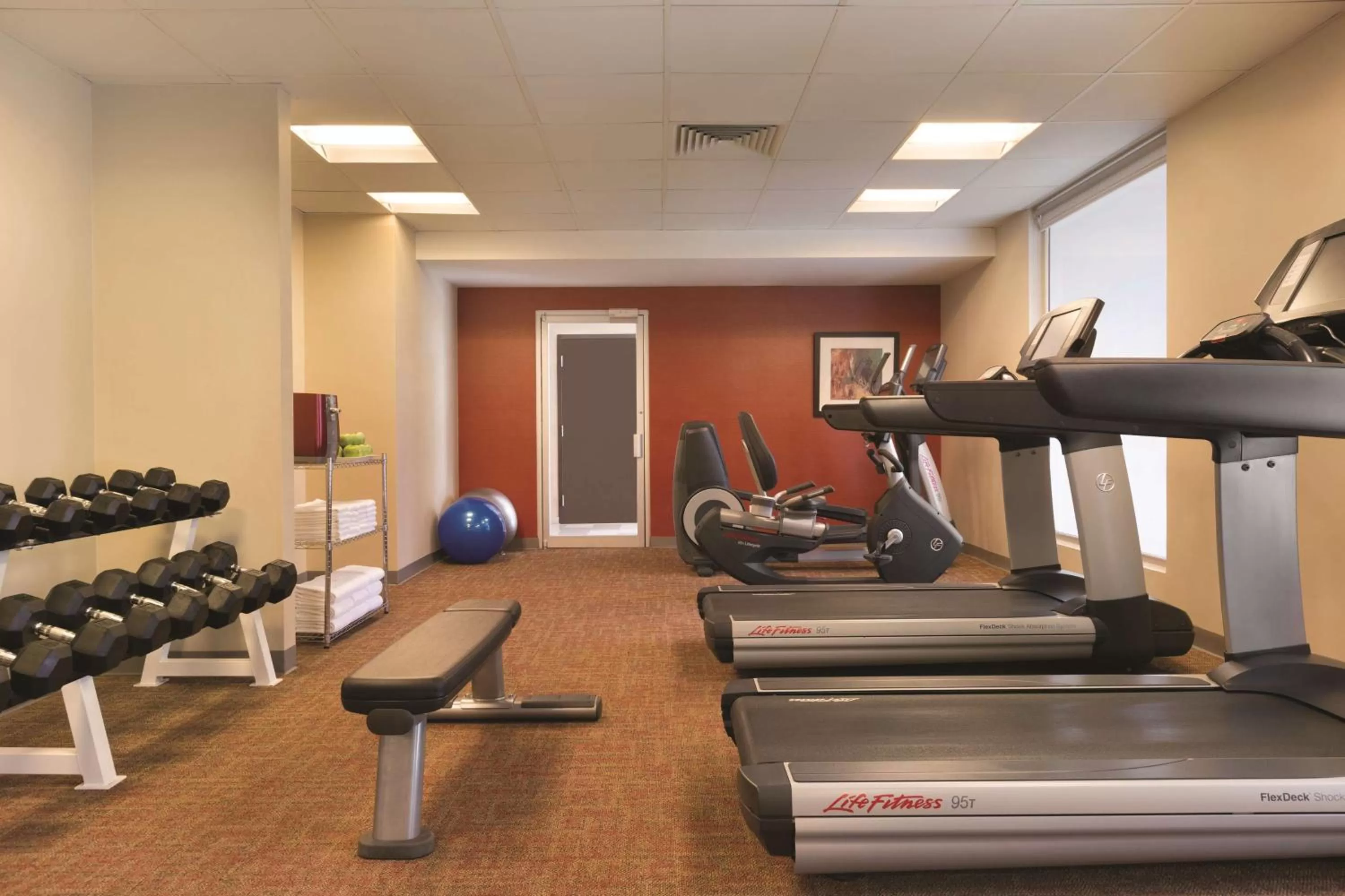 Fitness centre/facilities in MARINN PLACE Financial District