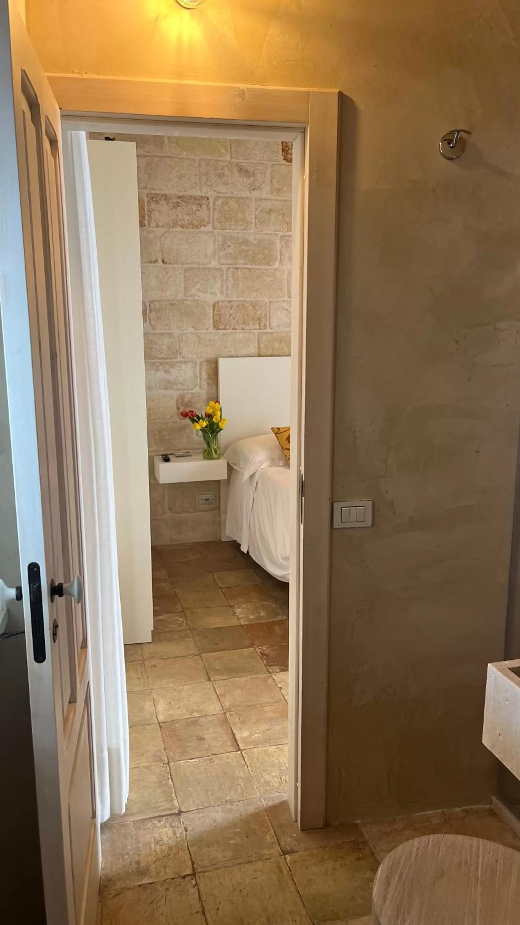 Bed in Antico Mondo Rooms & Suites