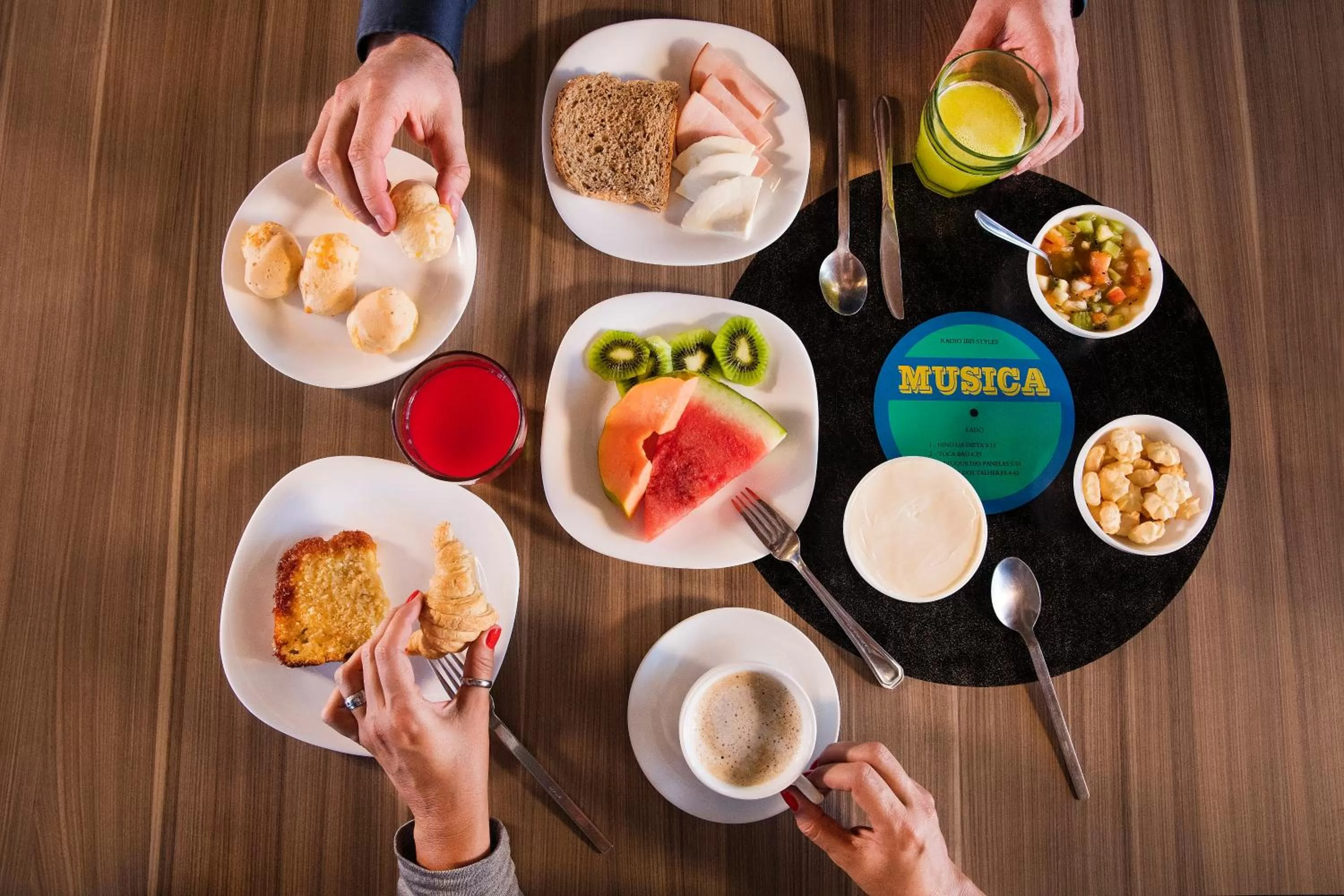 Food and drinks in ibis Styles Taubate