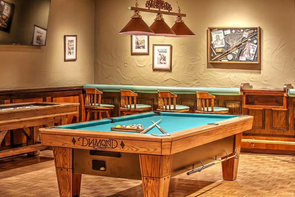 Billiard in Hotel Mission De Oro