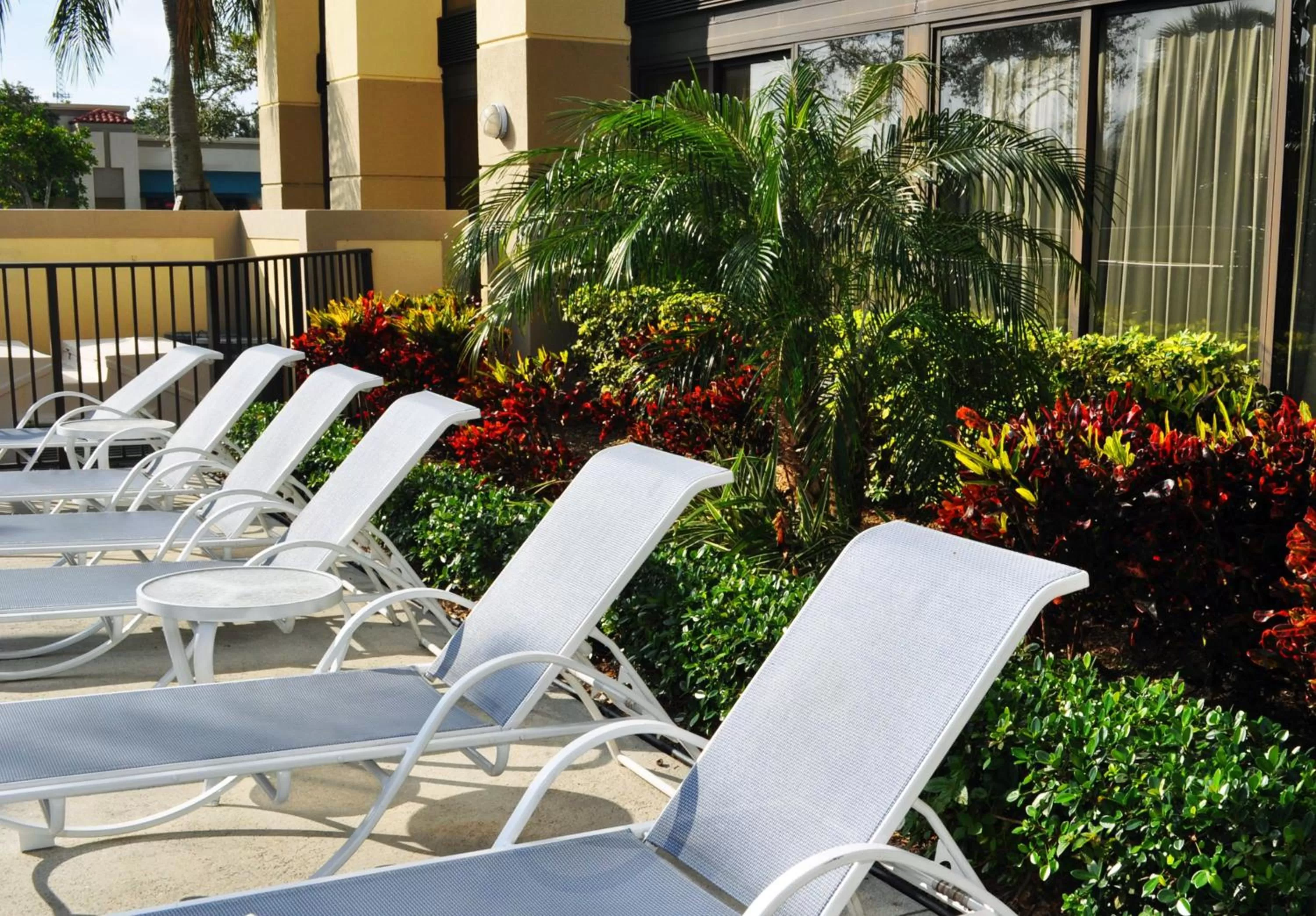 Restaurant/places to eat in Holiday Inn Express Boca Raton - West by IHG