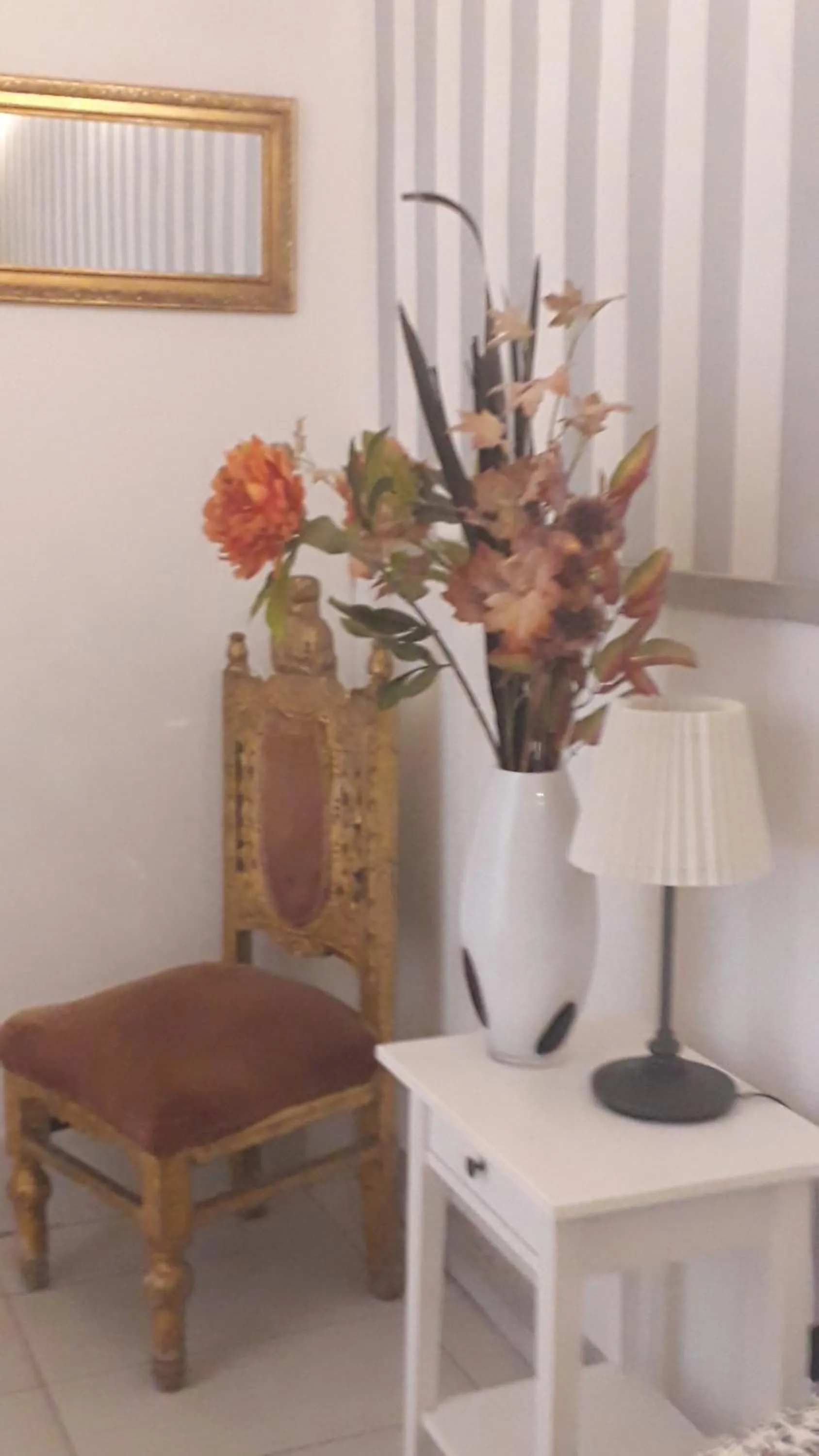 Decorative detail in B&B Dei Decumani