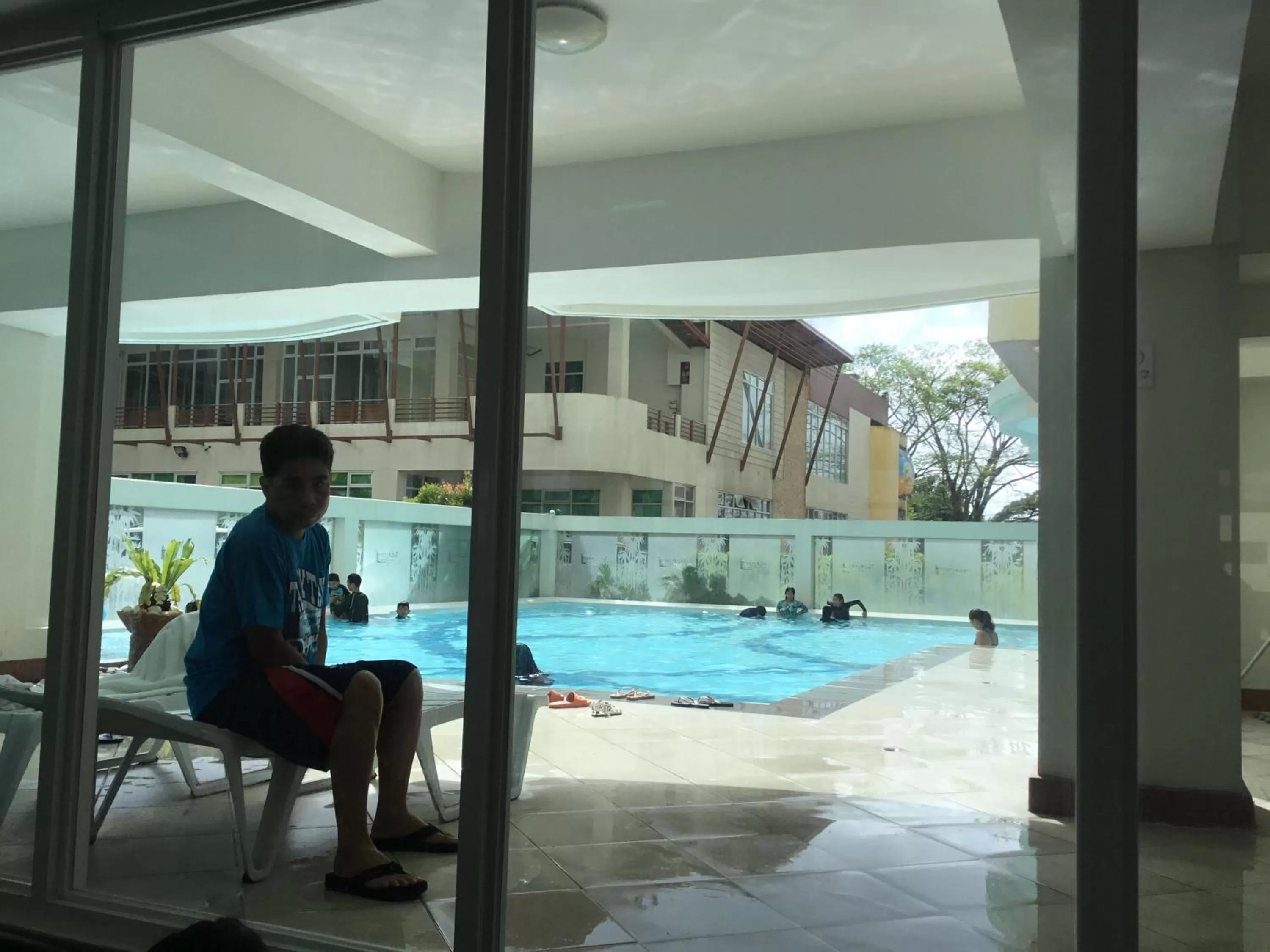 Condo with Free Swimming Pool & Viewing Deck