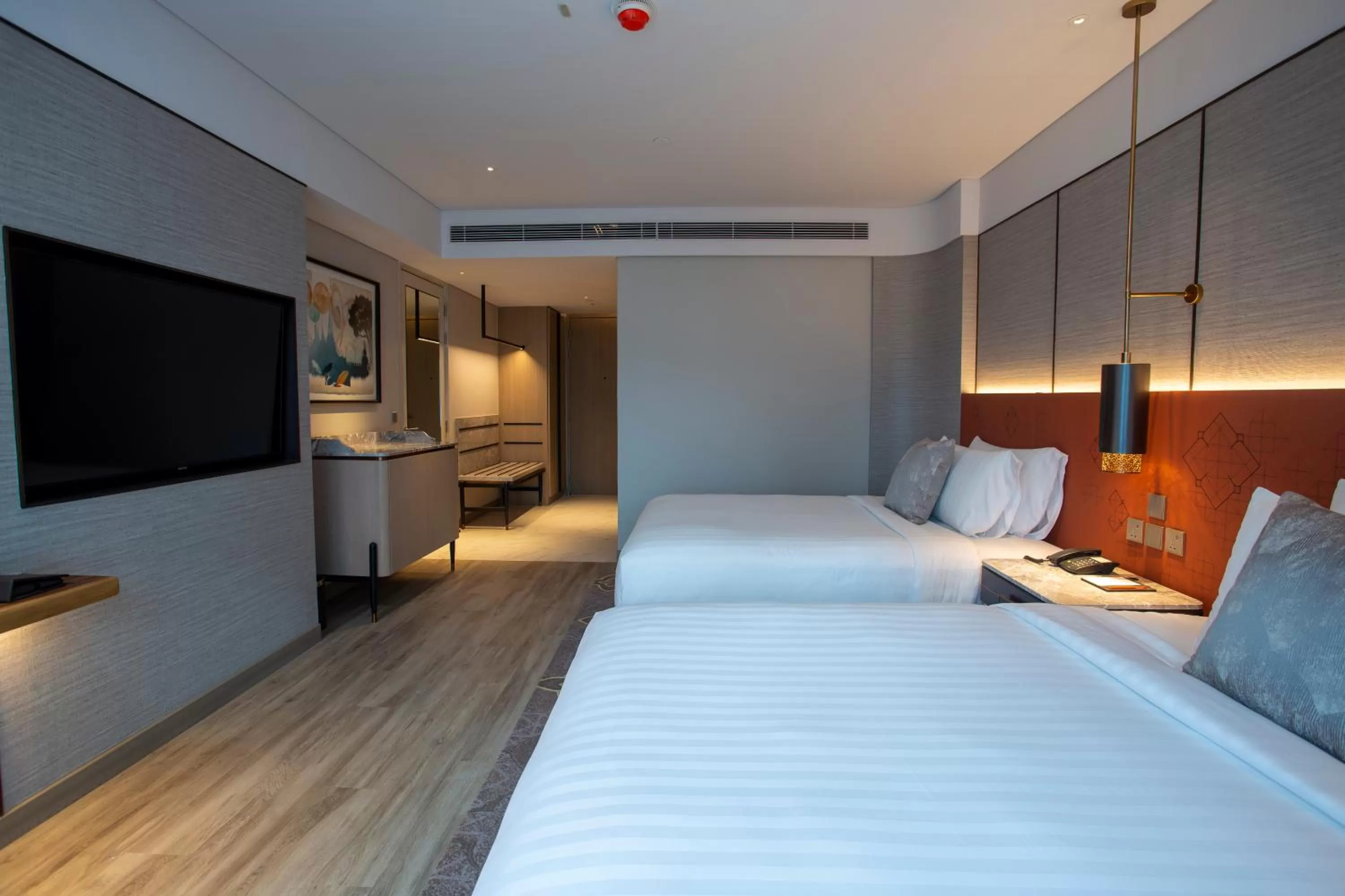 Photo of the whole room, Bed in Amari Bangkok