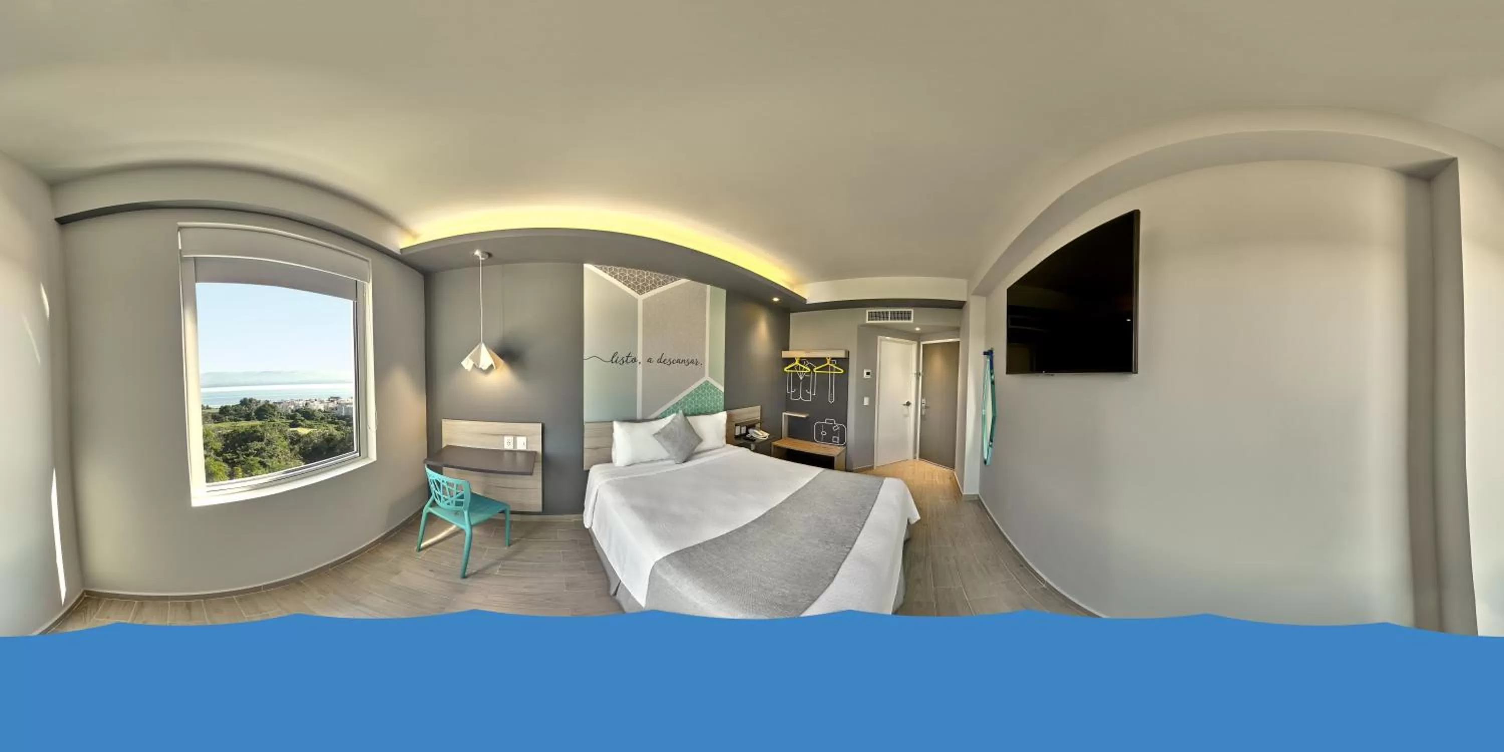 Photo of the whole room in One Acapulco Diamante