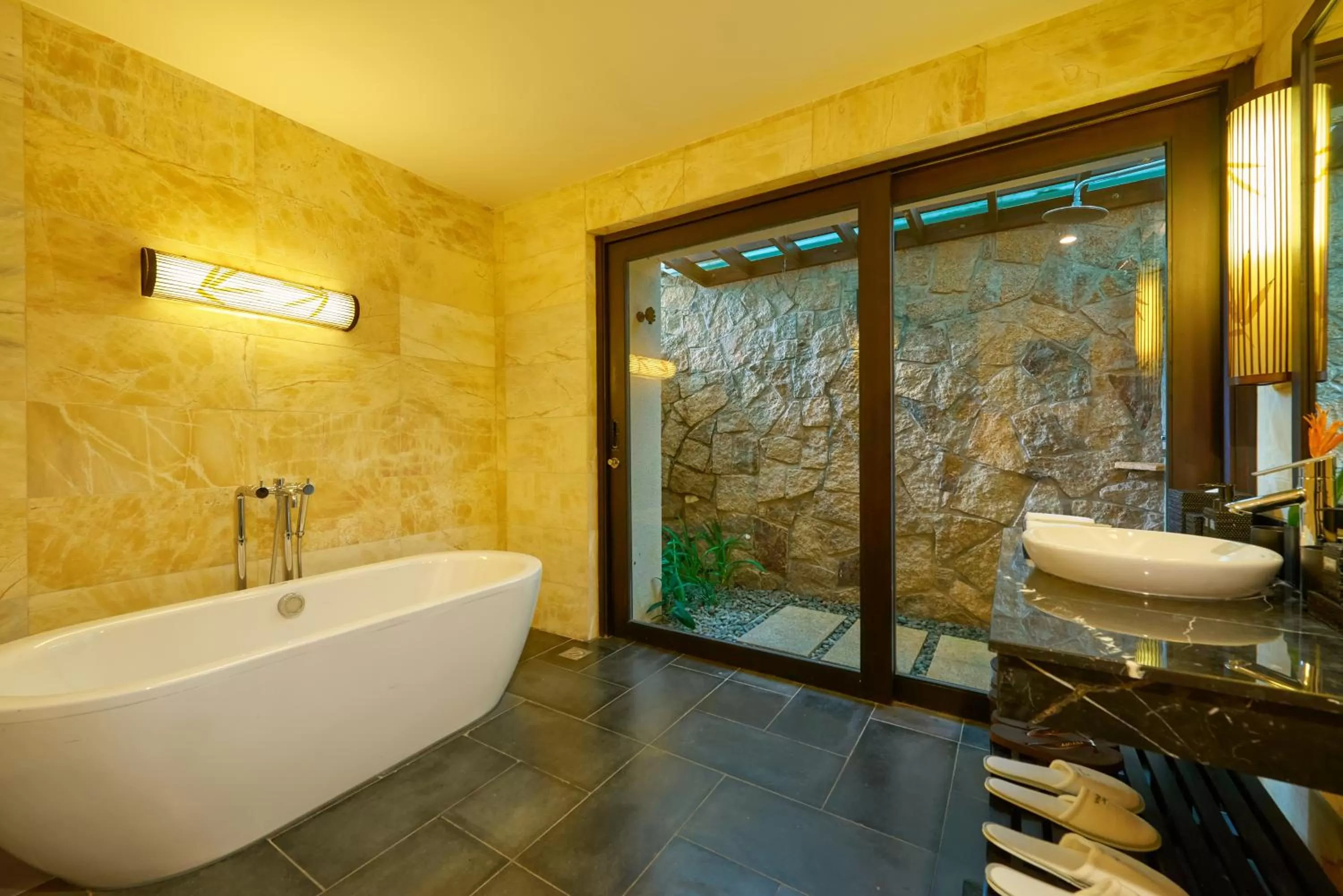 Shower in Amiana Resort Nha Trang