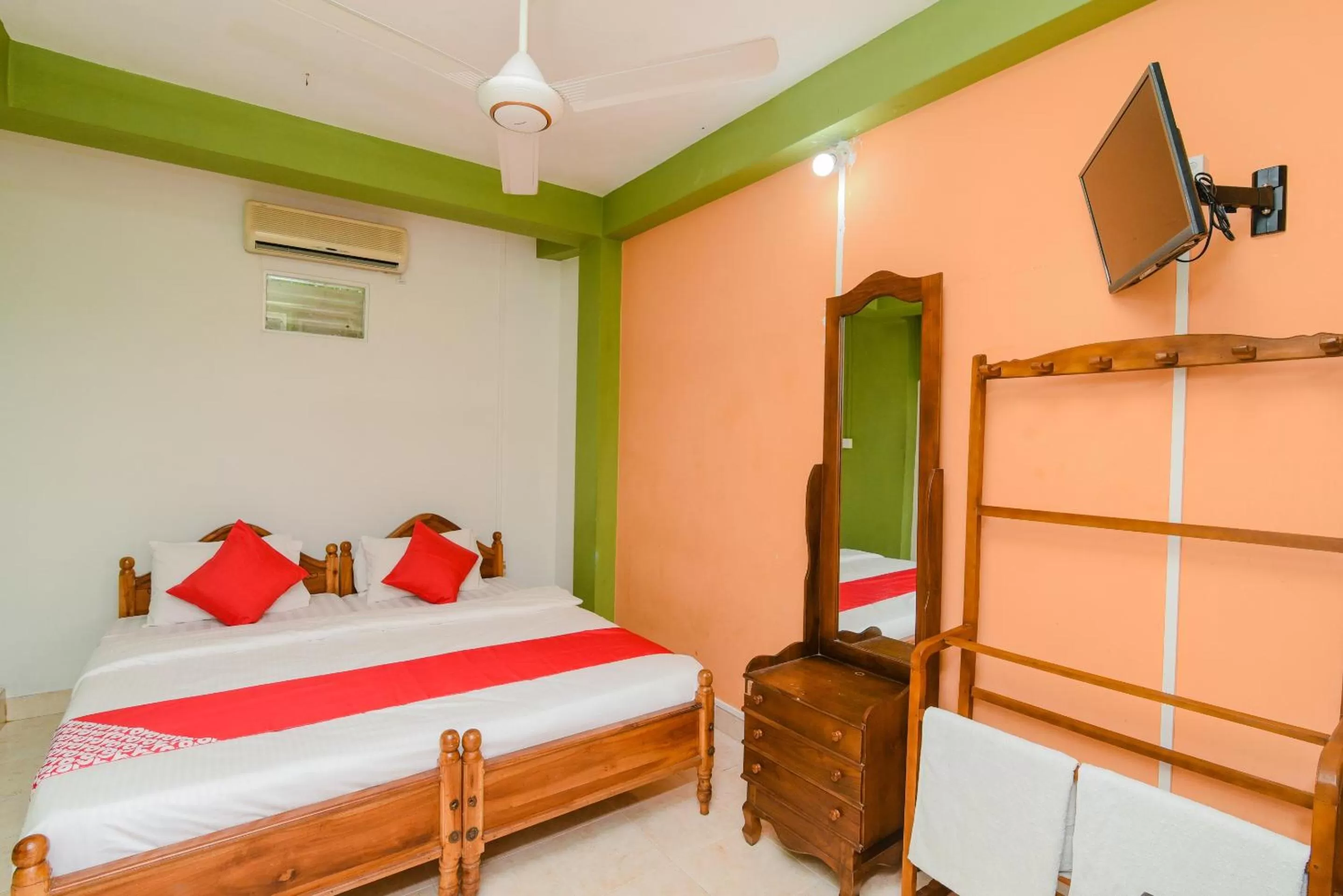 Bedroom, Bed in Blue Haven Guest House