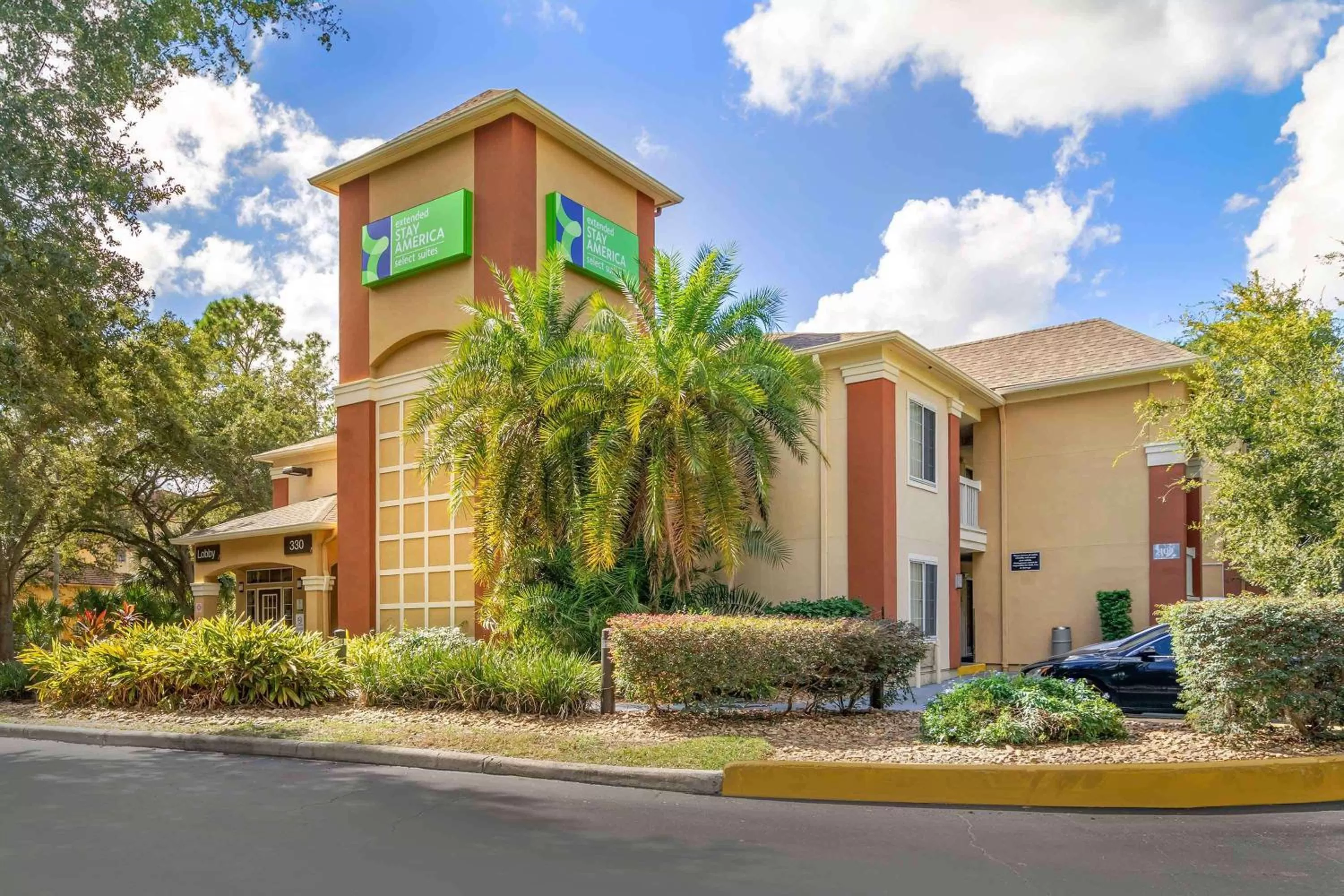 Property building in Extended Stay America Select Suites - Tampa - Brandon