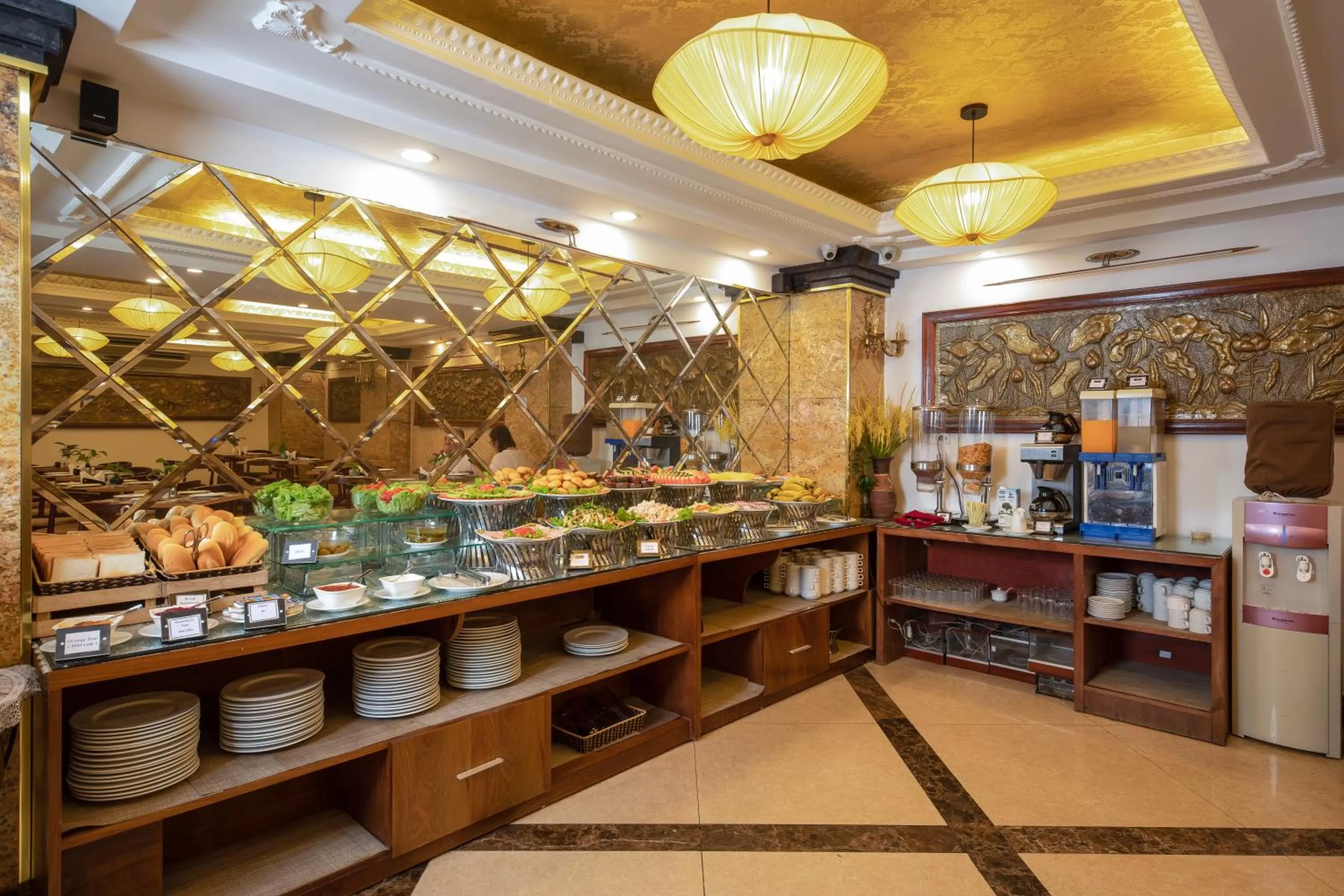 Breakfast in Babylon Grand Hotel & Spa